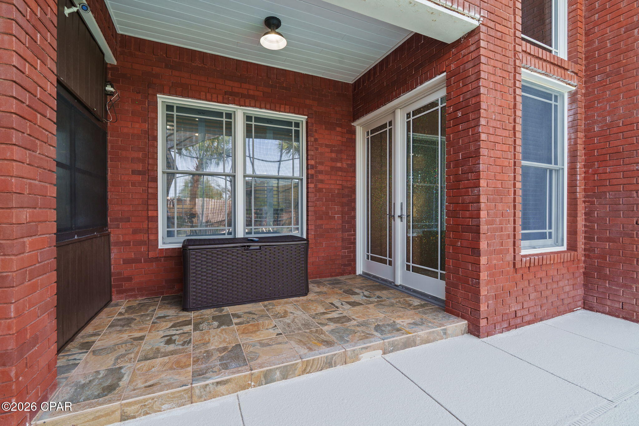 Listing photo id 65 for 4409 Deer Point Cove Lane