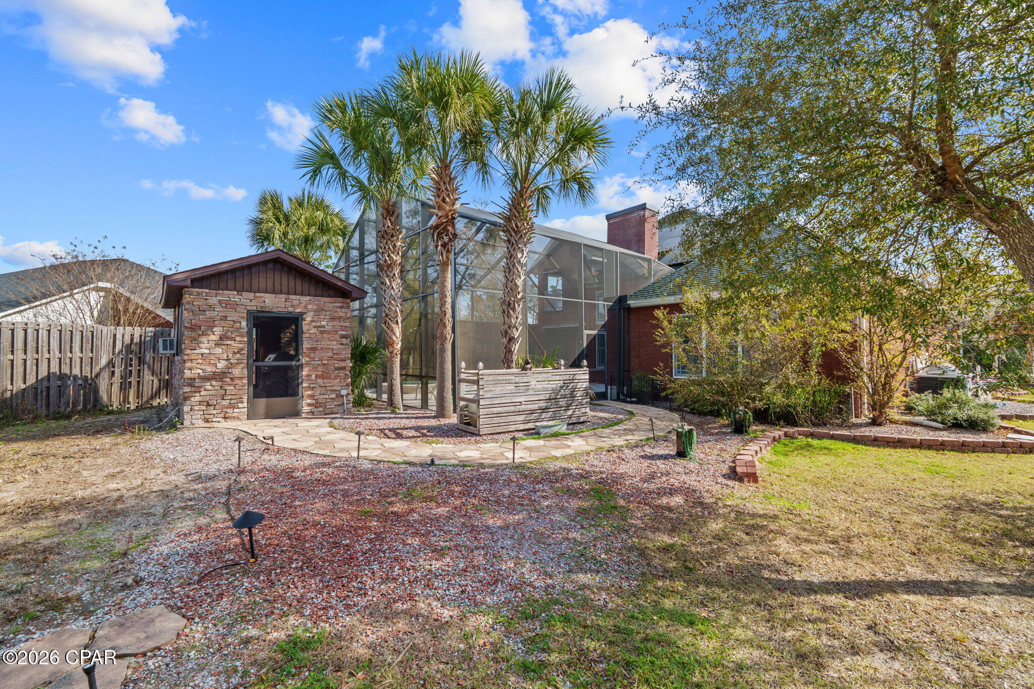 Listing photo id 78 for 4409 Deer Point Cove Lane