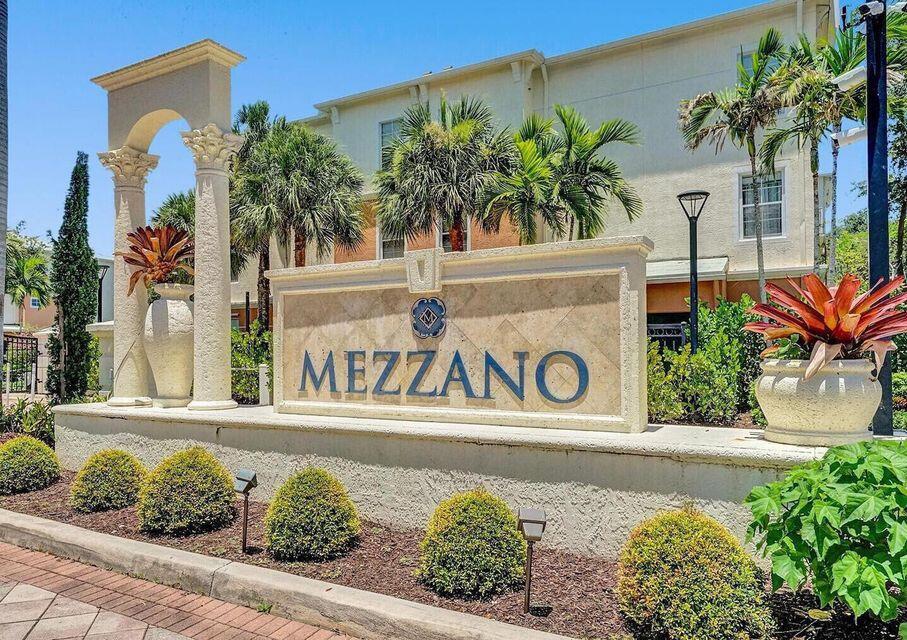 Mezzano Condominium