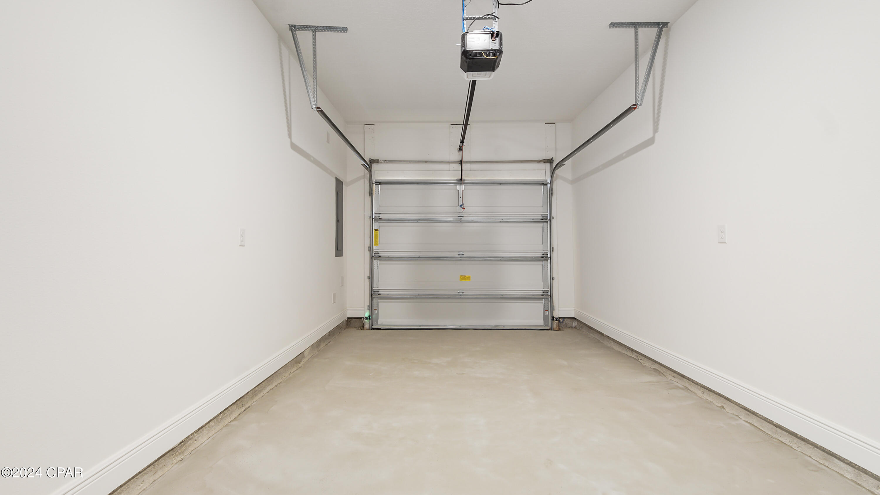 Image 36 For 205 Ellery Lane