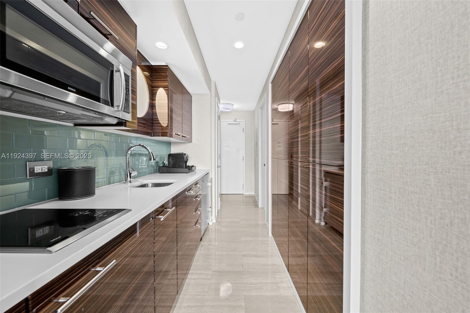 Homes for sale in Fort Lauderdale, FL | 551 N Fort Lauderdale Beach Blvd #R1904, Fort Lauderdale, FL 33304 | MLS# A11924397