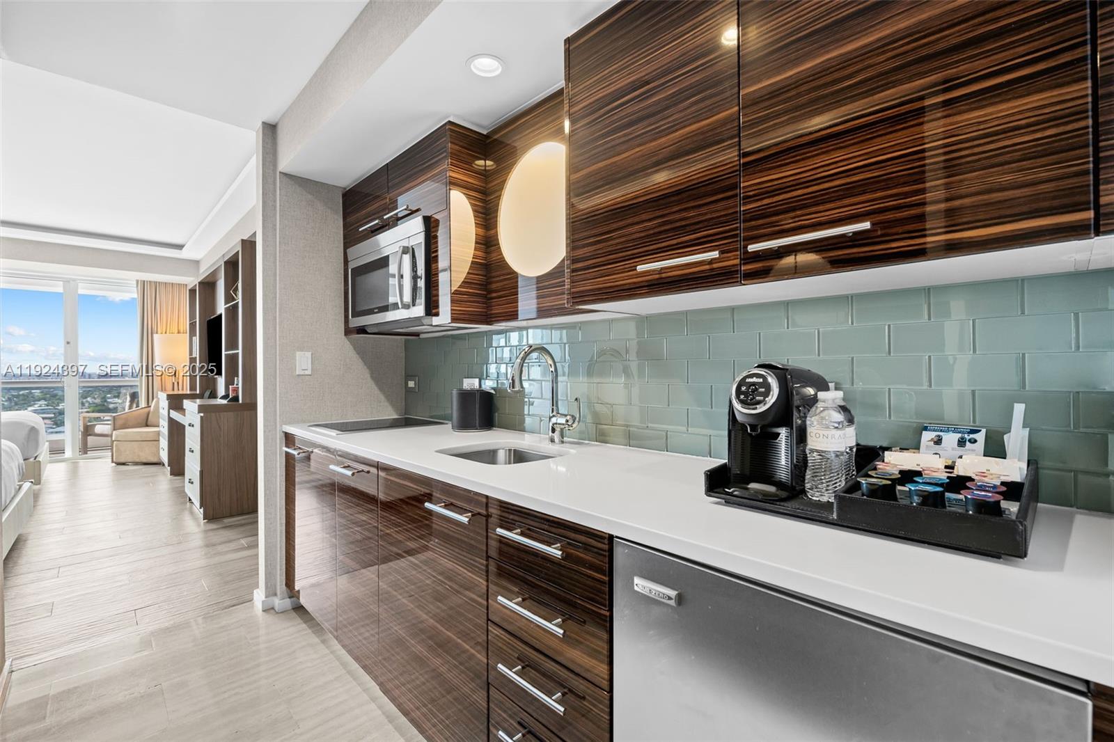 Homes for sale in Fort Lauderdale, FL | 551 N Fort Lauderdale Beach Blvd #R1904, Fort Lauderdale, FL 33304 | MLS# A11924397