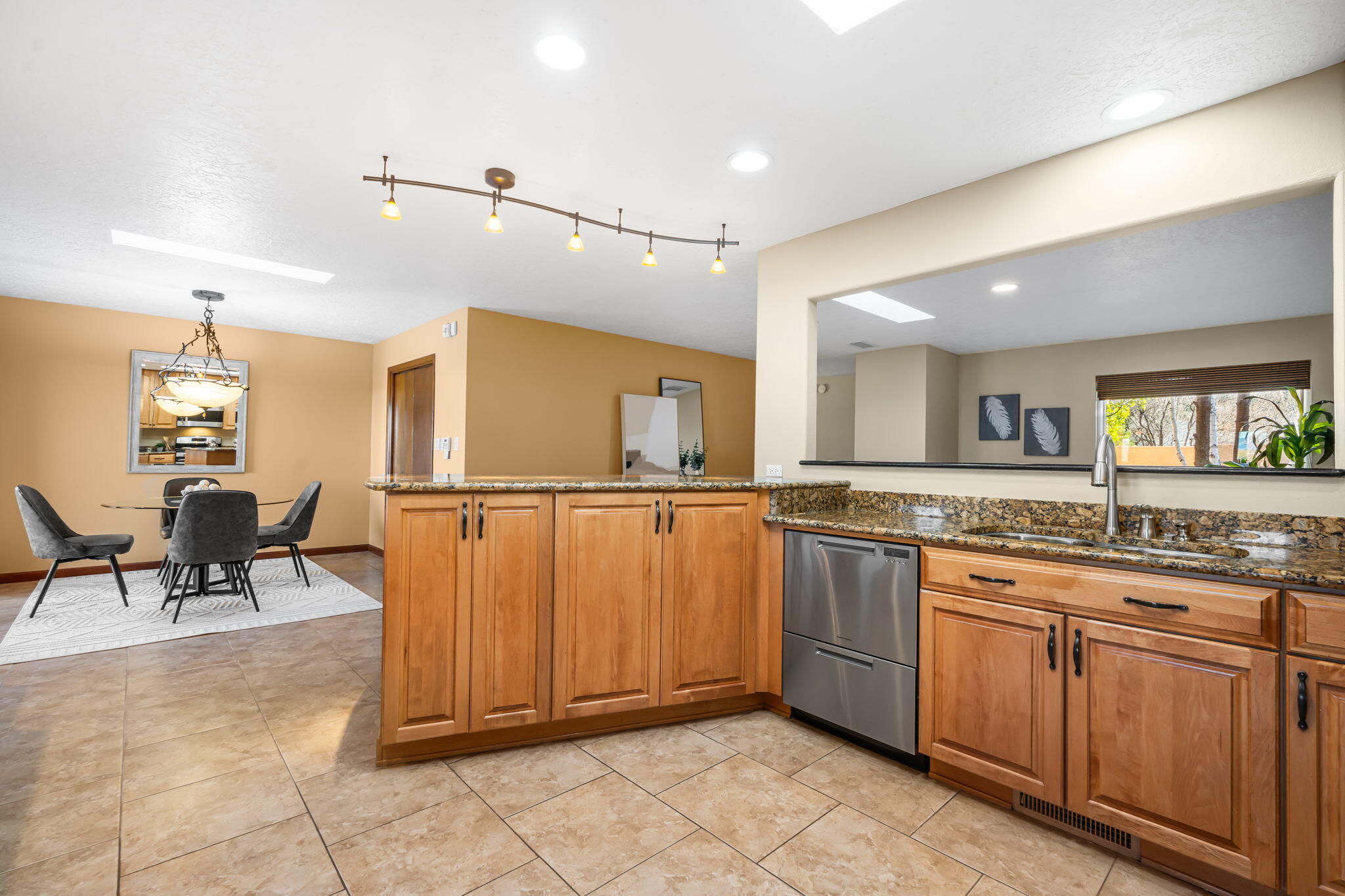 709 STAGECOACH ROAD SE, ALBUQUERQUE, NM 87123  Photo 16