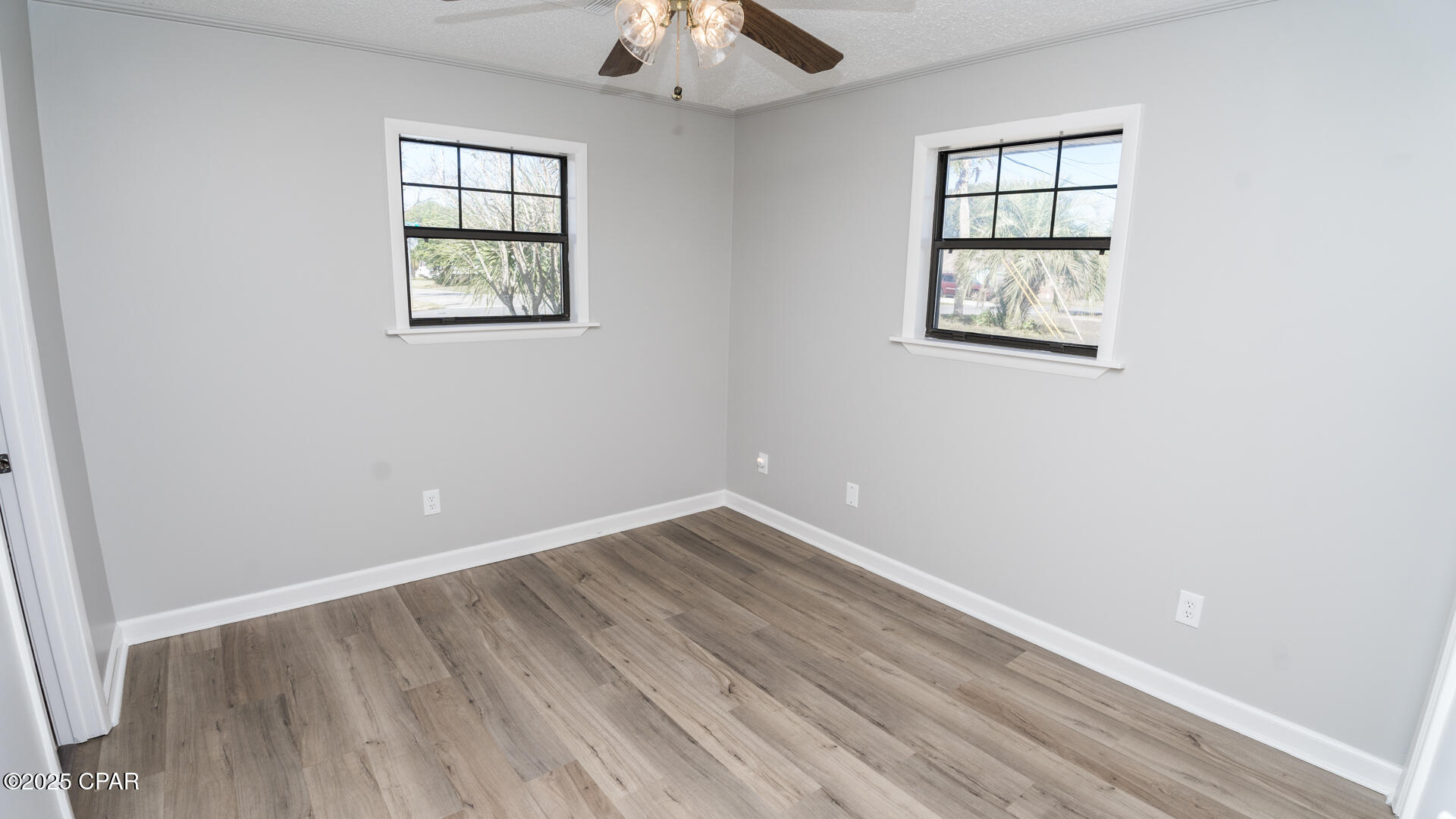 Image 11 For 247 Poinsettia Drive