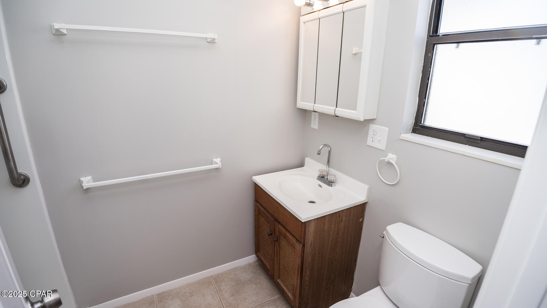 Image 13 For 247 Poinsettia Drive