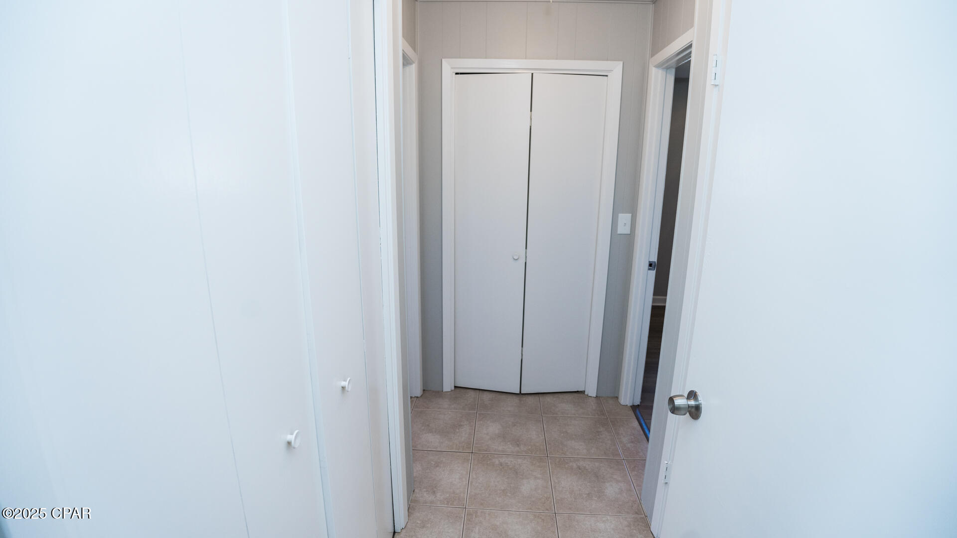 Image 9 For 247 Poinsettia Drive