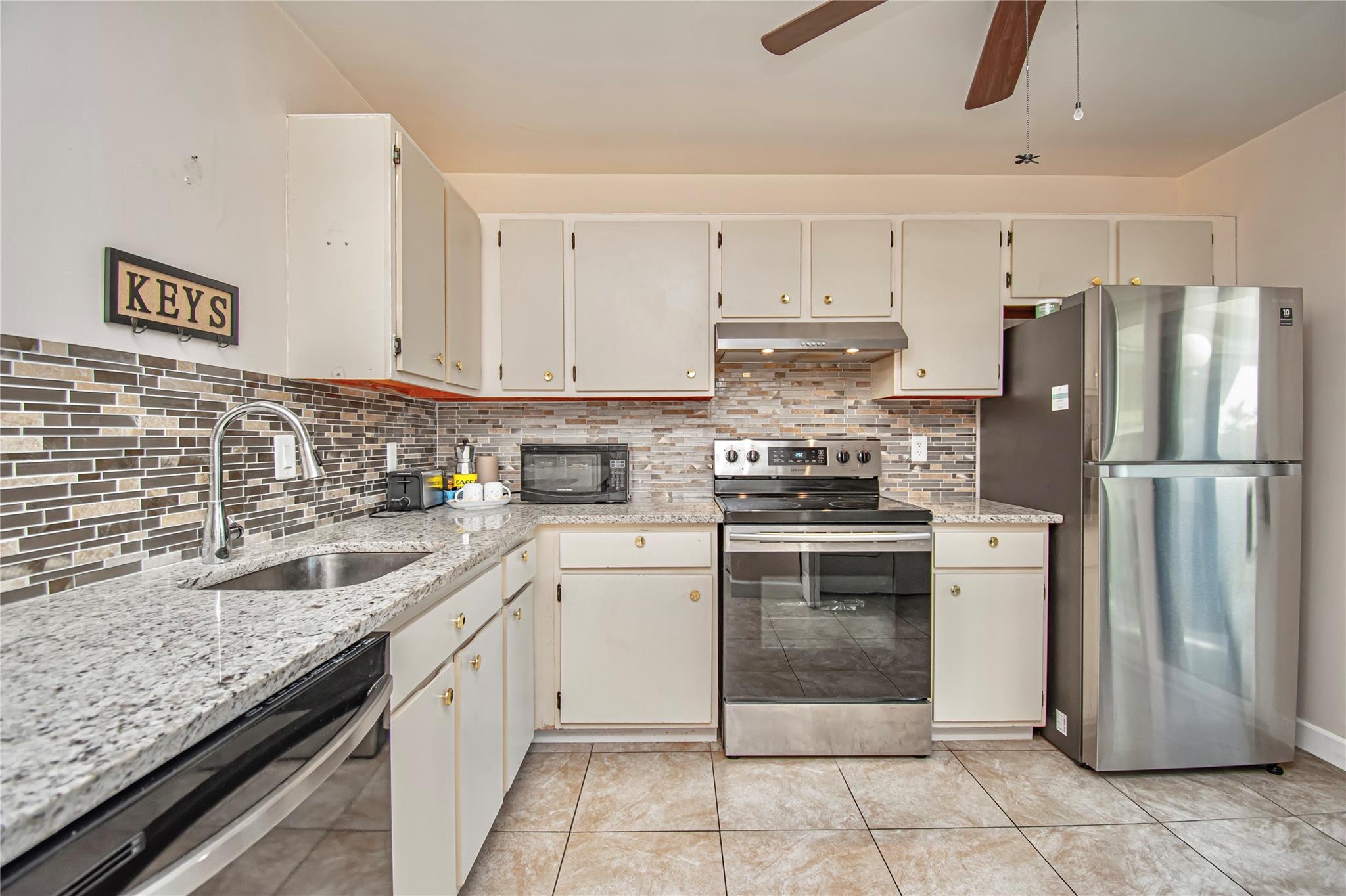 Strathmore Gate West