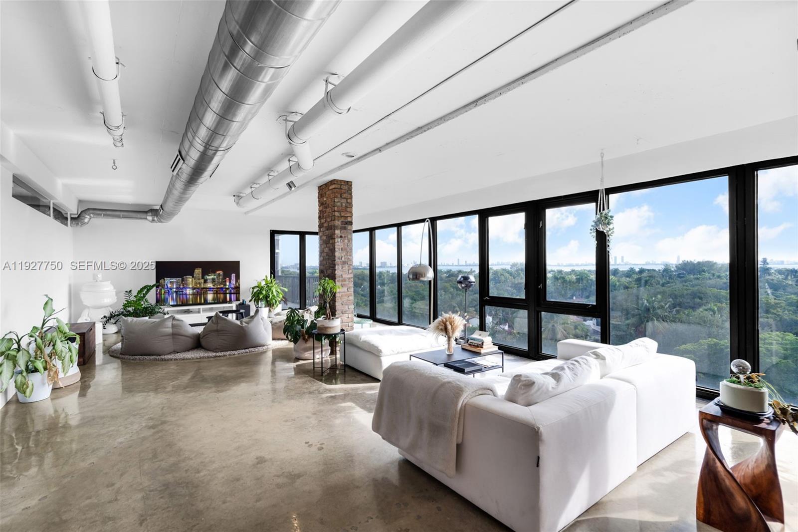 The Flats At Morningside