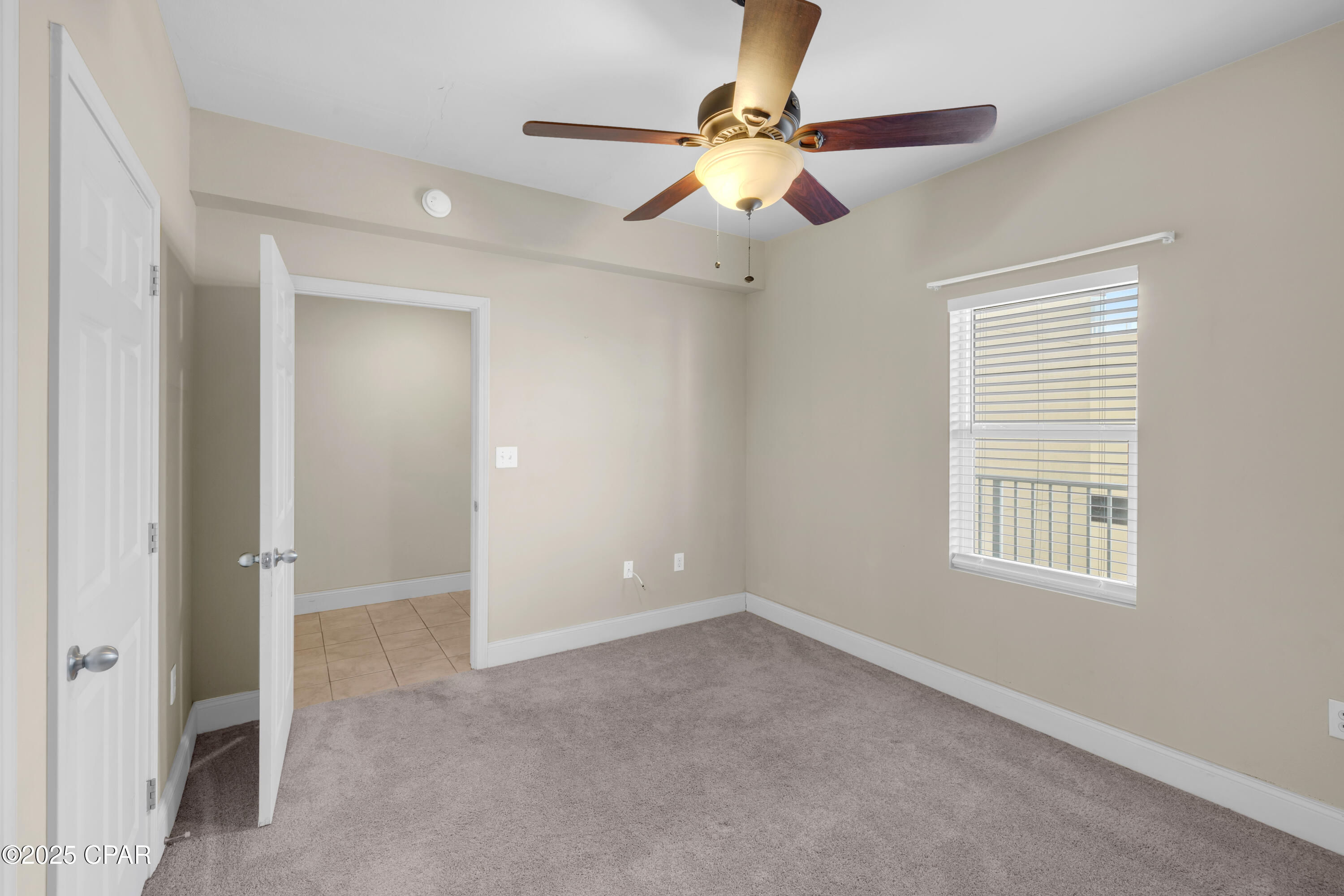 Image 15 For 9902 Thomas Drive 935