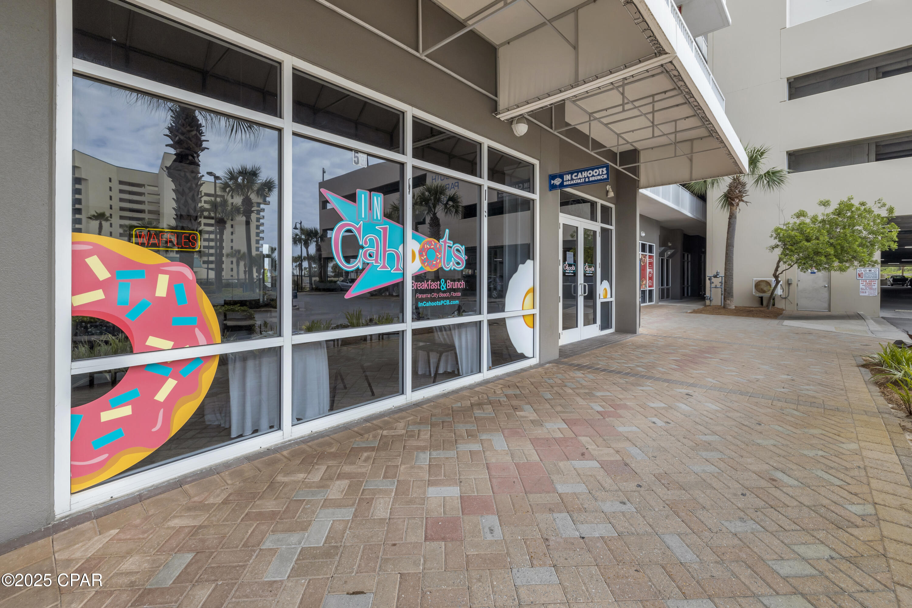 Image 24 For 9902 Thomas Drive 935