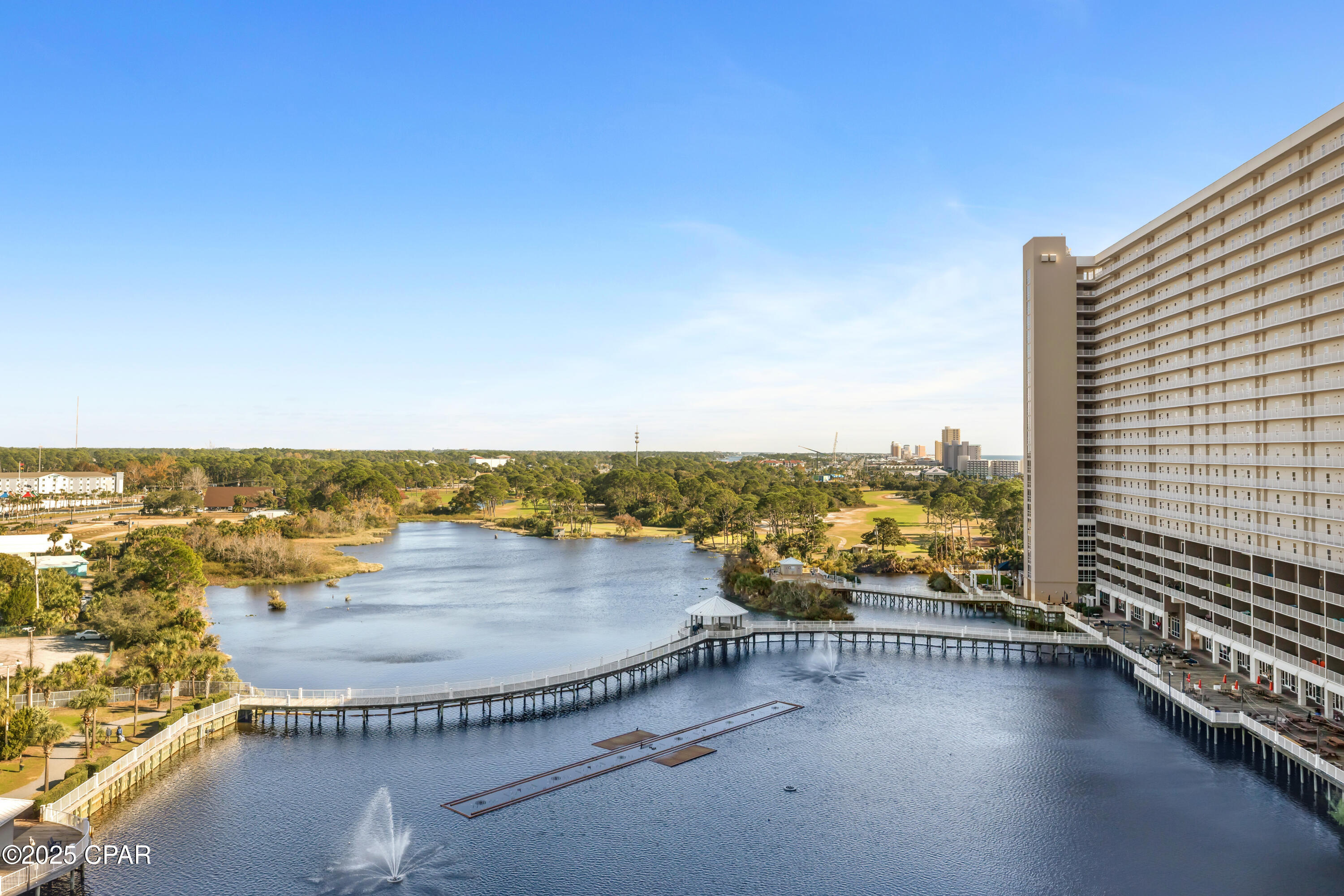 Image 6 For 9902 Thomas Drive 935