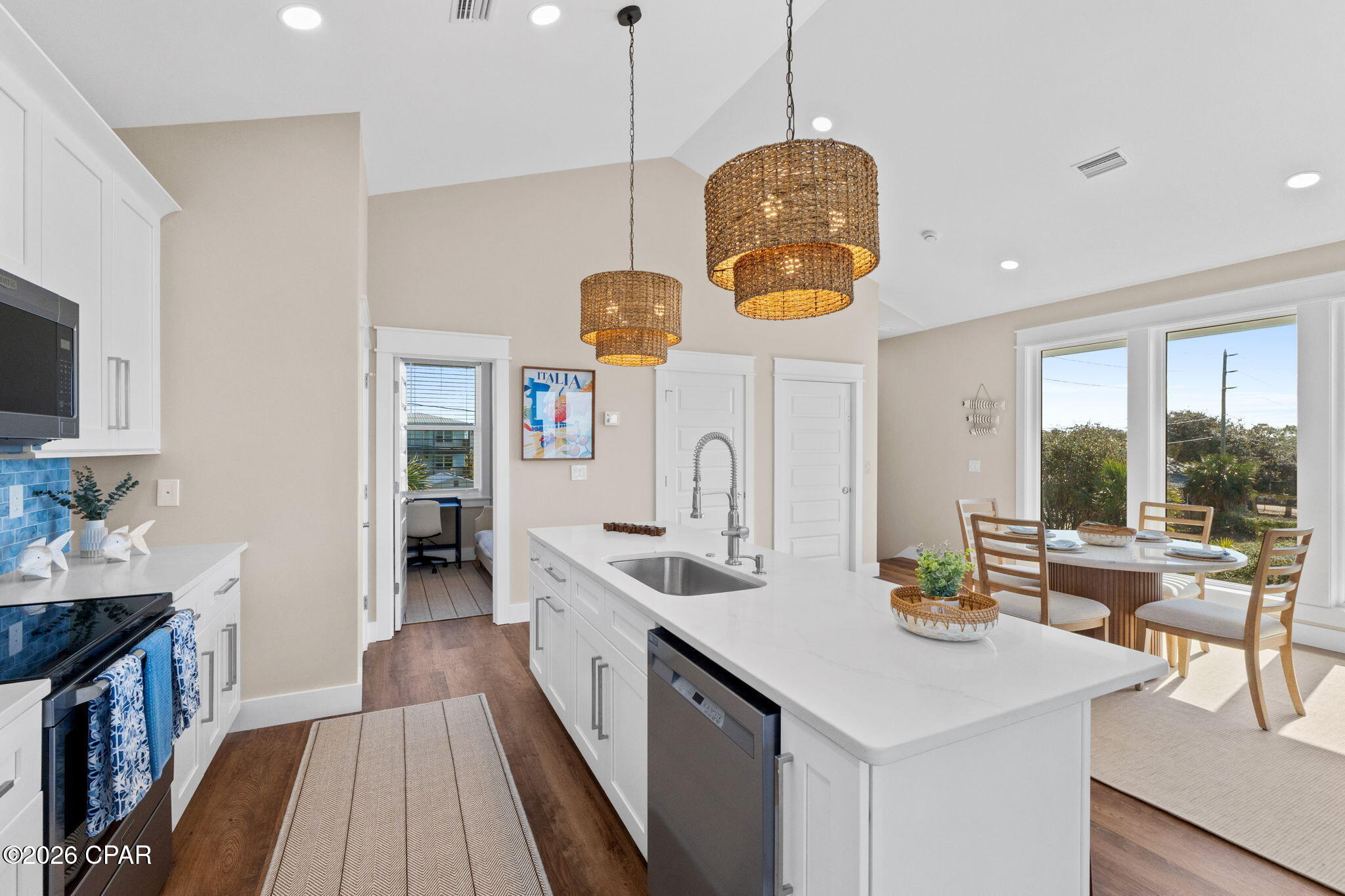 Image 12 For 9106 Highway 98