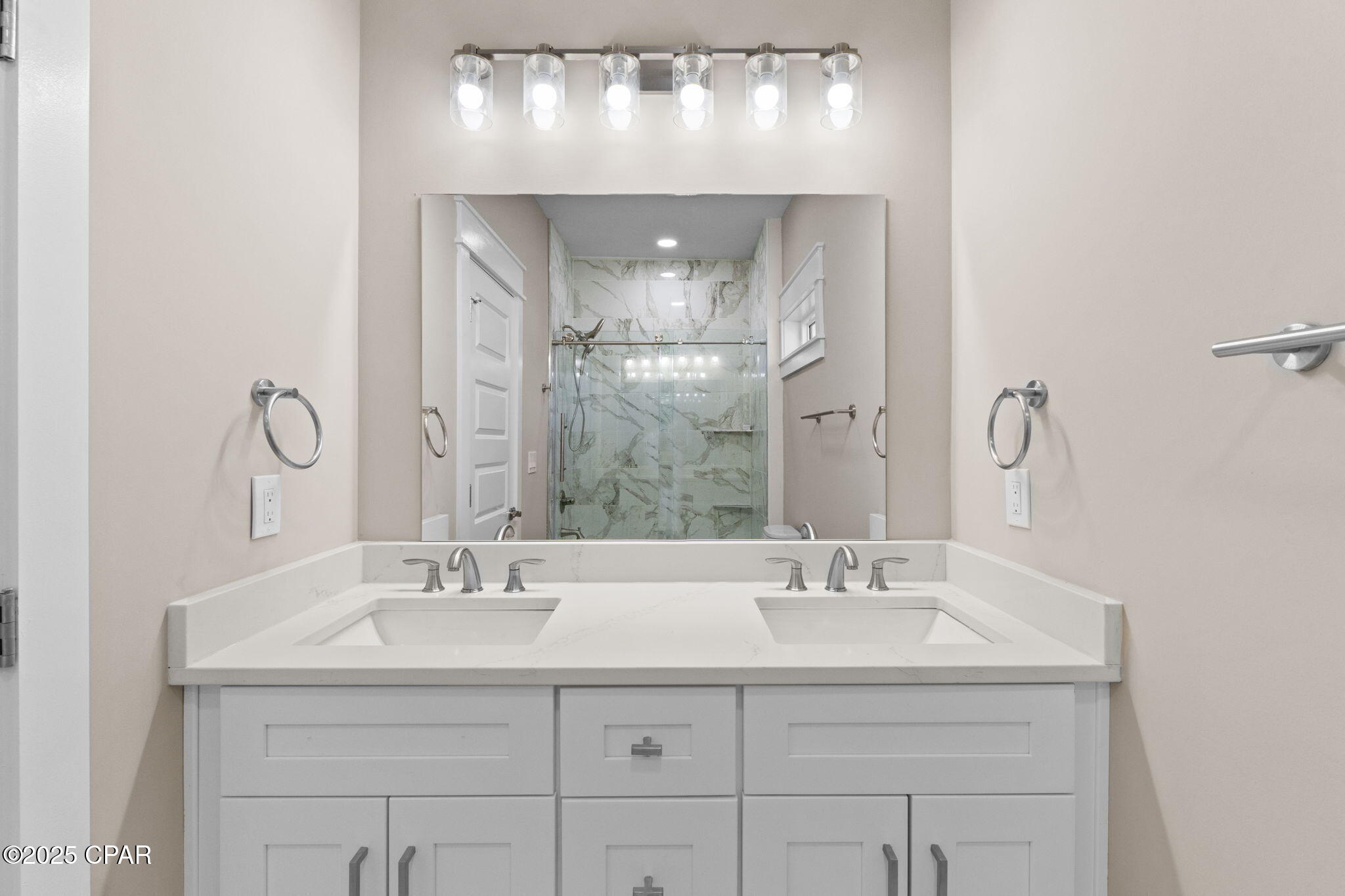 Image 20 For 9106 Highway 98