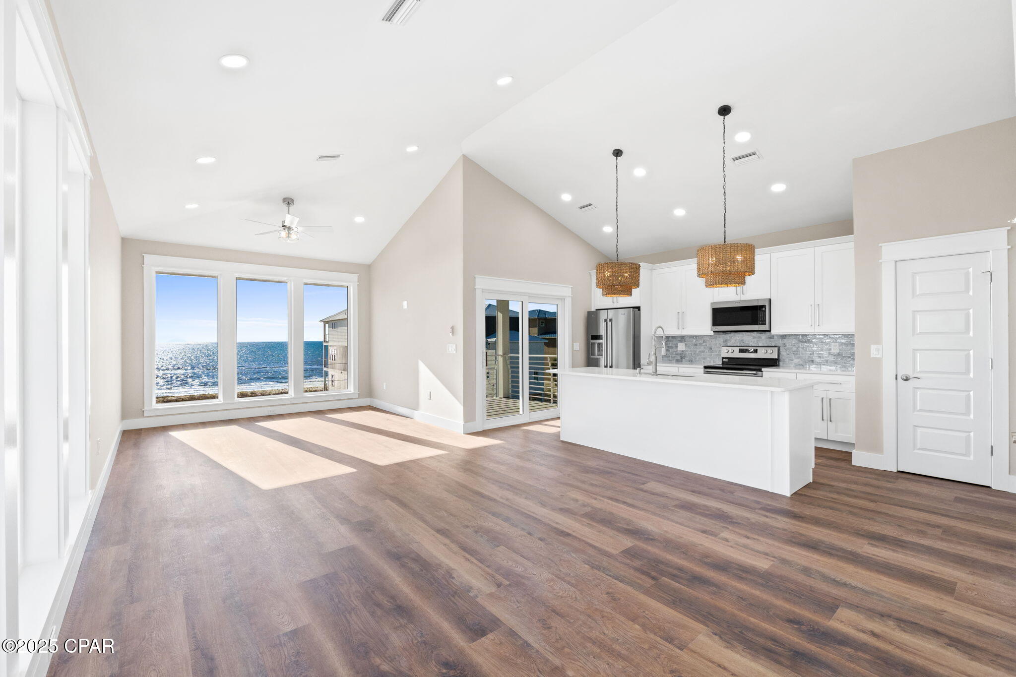 Image 4 For 9106 Highway 98