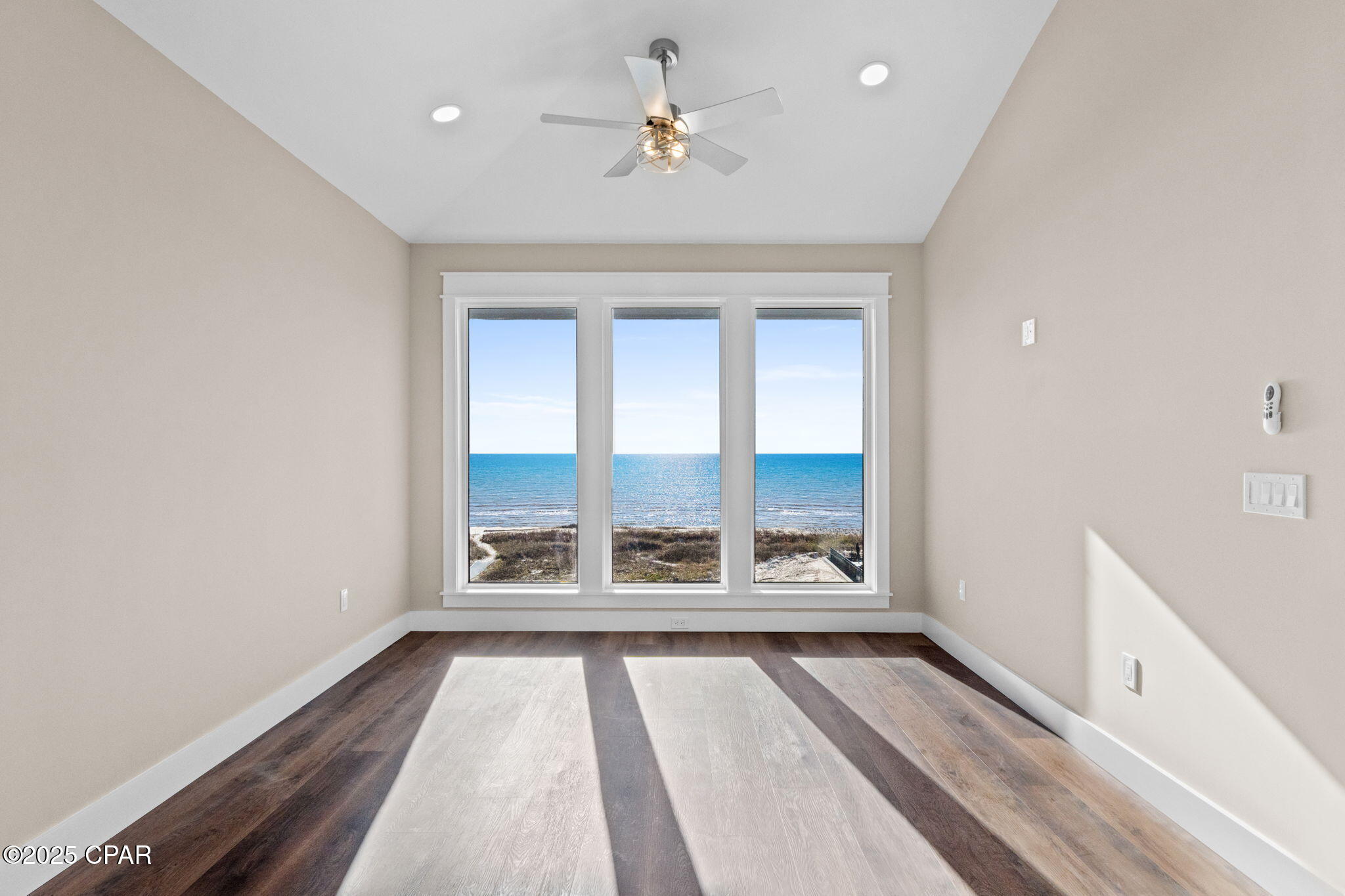 Image 6 For 9106 Highway 98