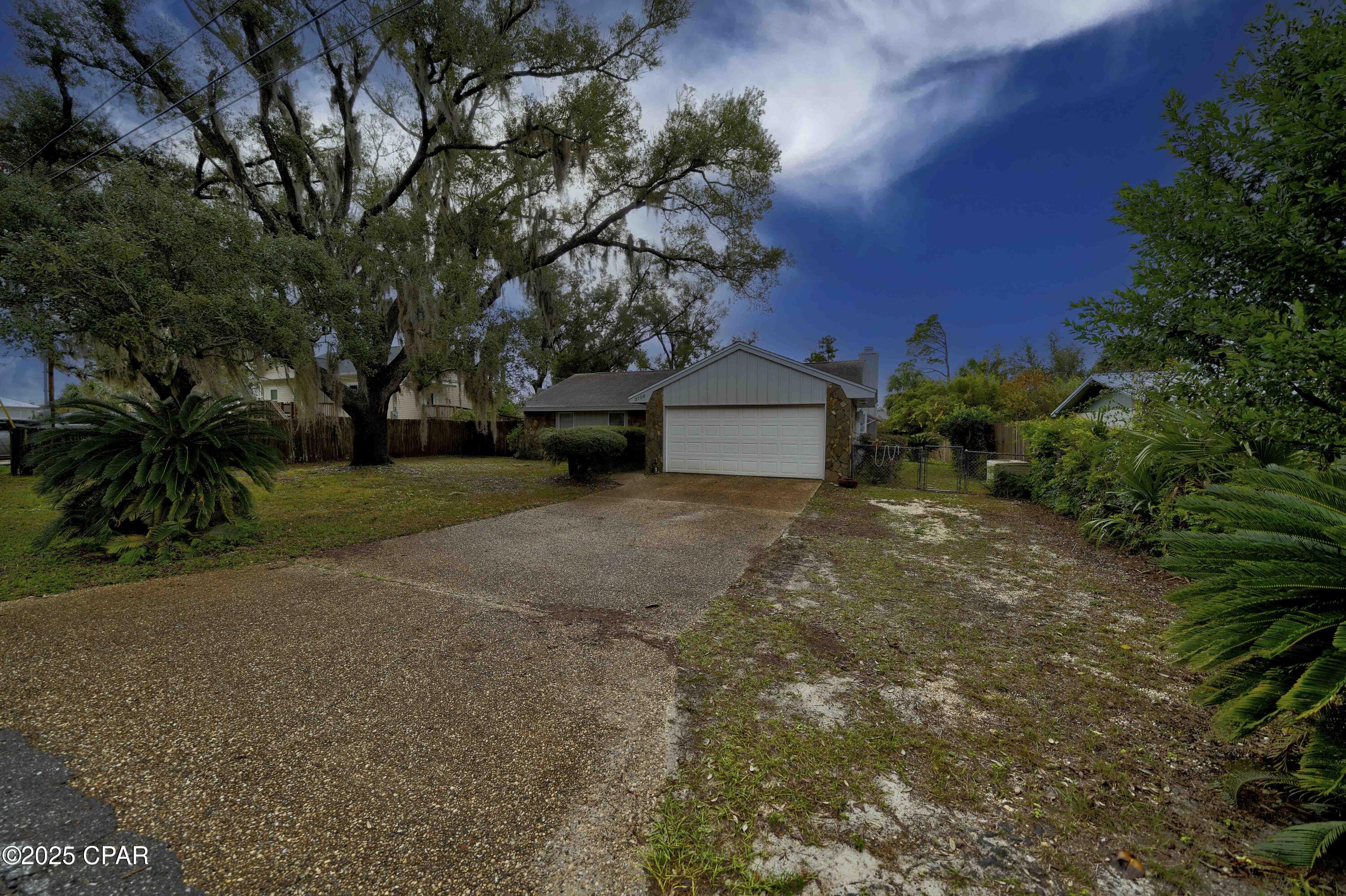 Details for 3708 Shoreline Circle, Panama City, FL 32405