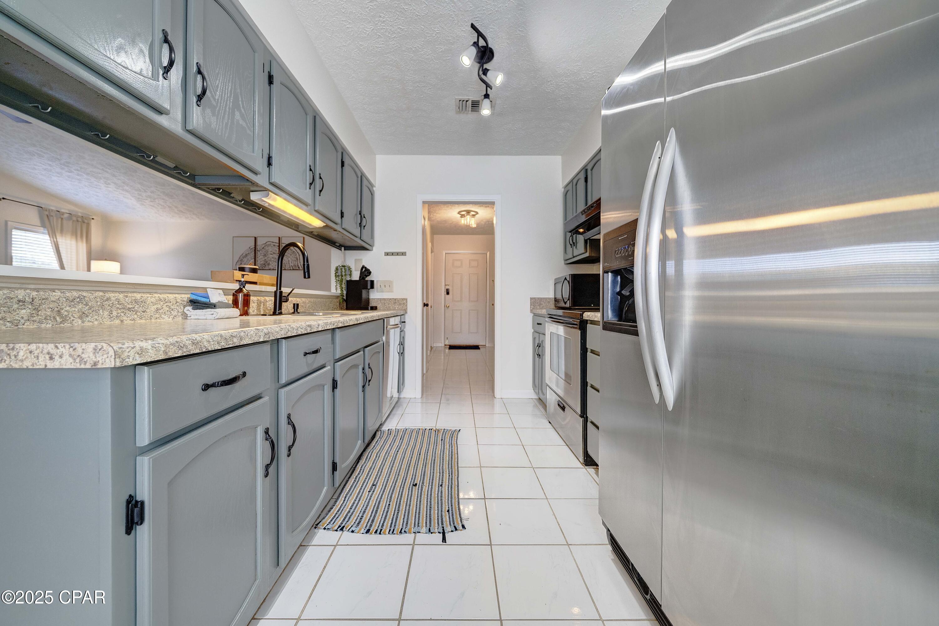 Image 10 For 3708 Shoreline Circle