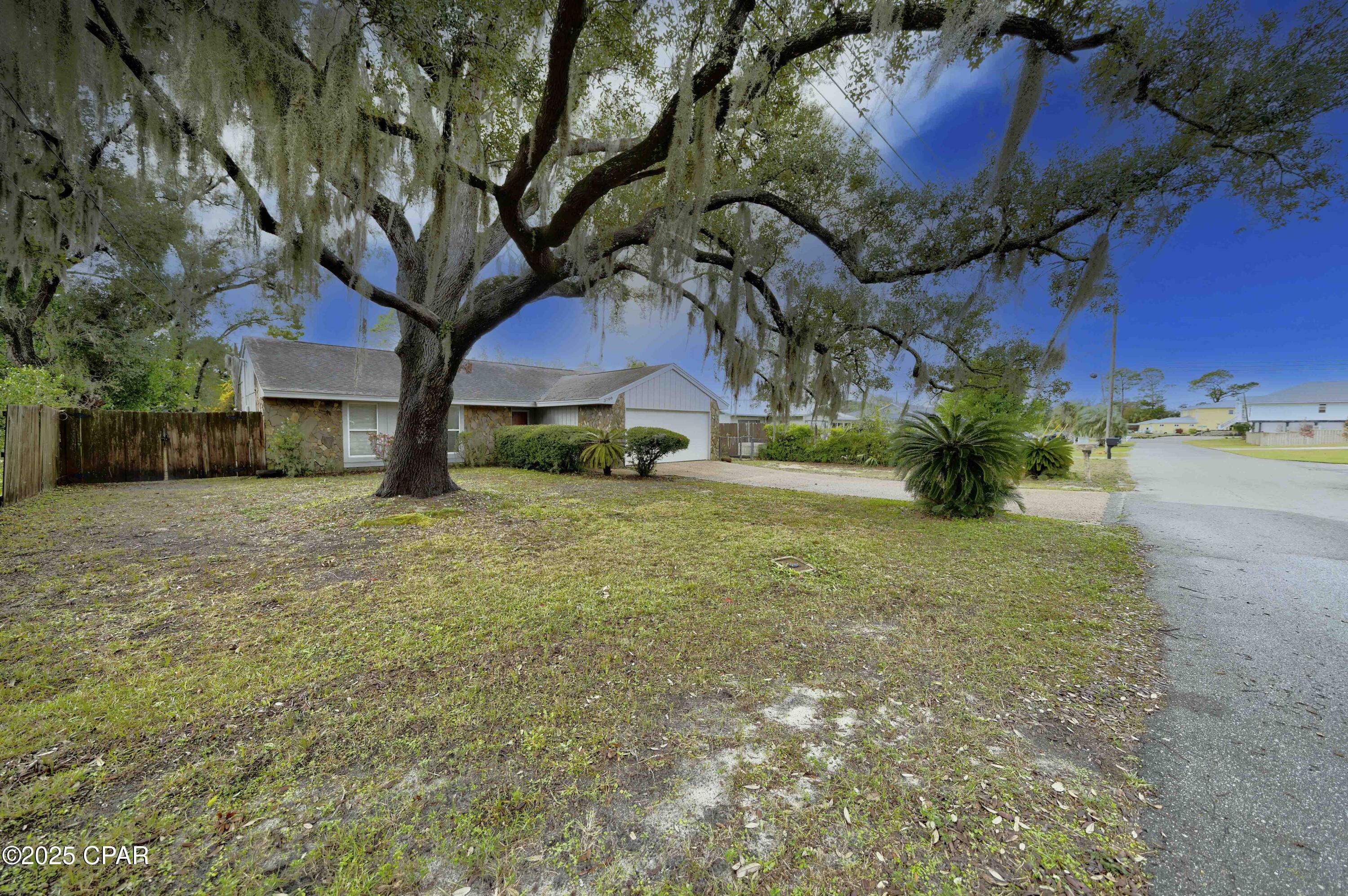 Image 2 For 3708 Shoreline Circle