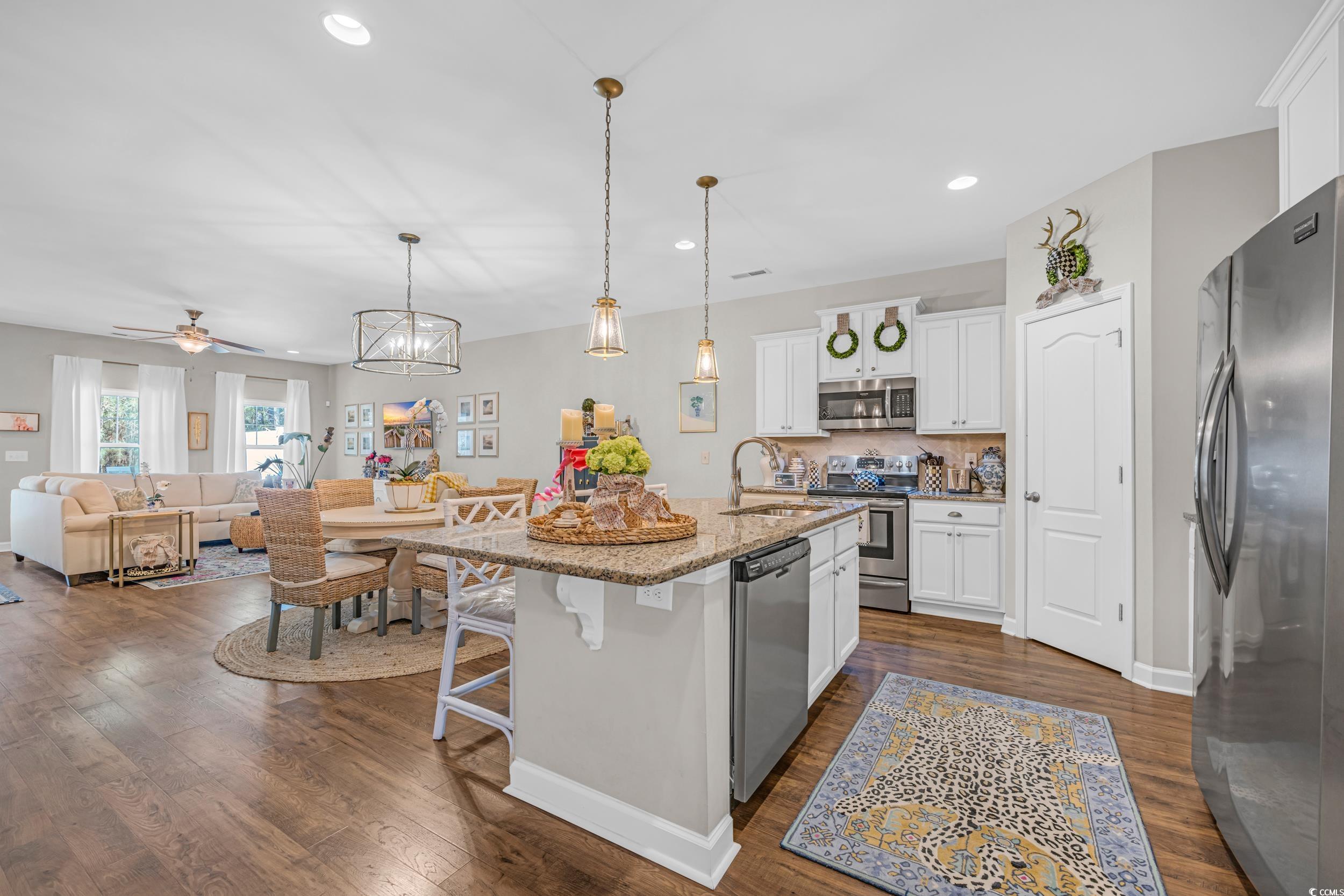 2529079 | Photo 13