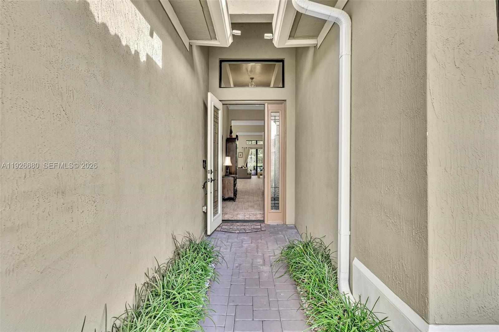 Homes for sale in Parkland, FL | 9172 E Leon Cir E, Parkland, FL 33076 | MLS# A11926680