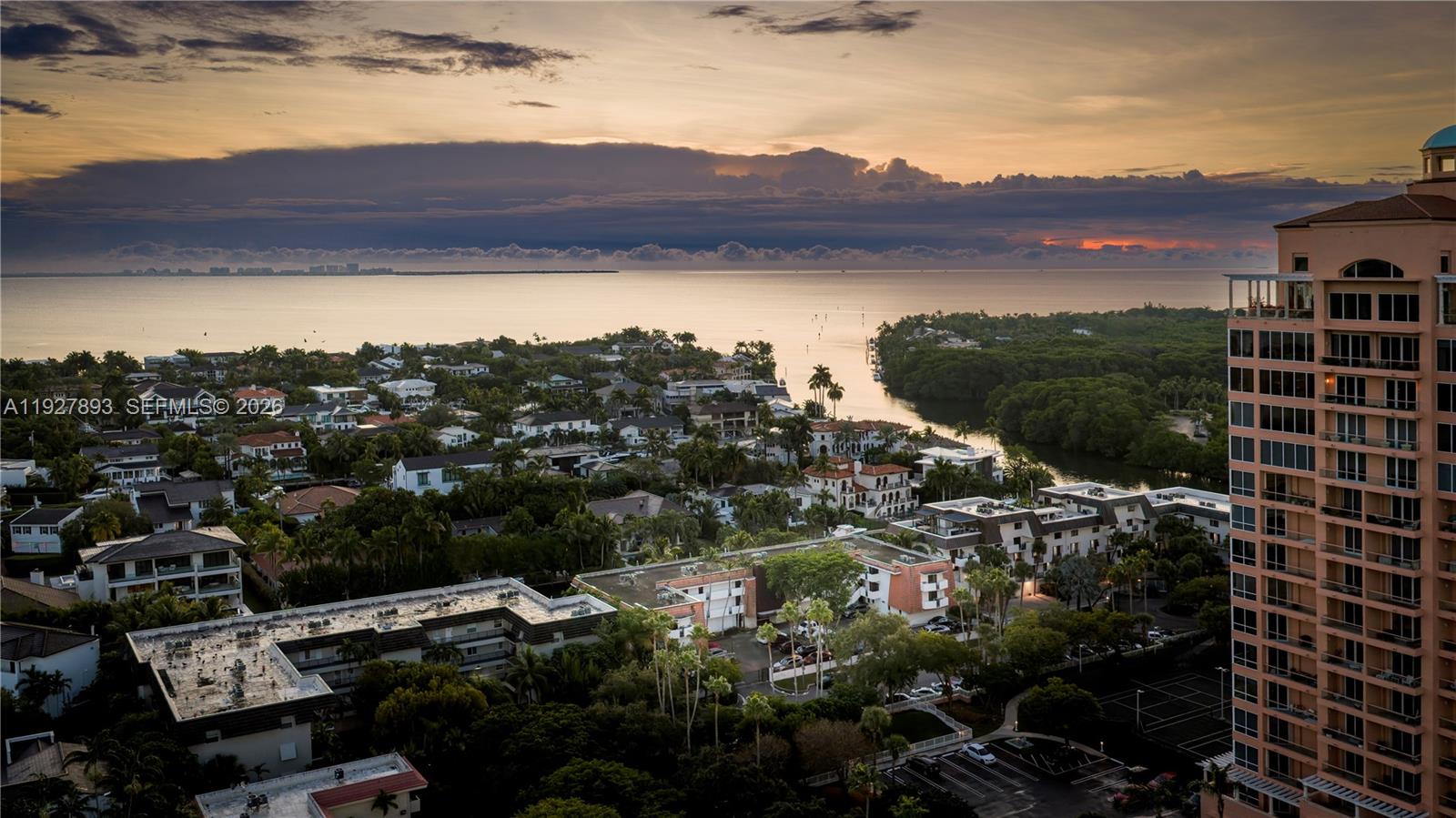 Edgewater East Condo Apts