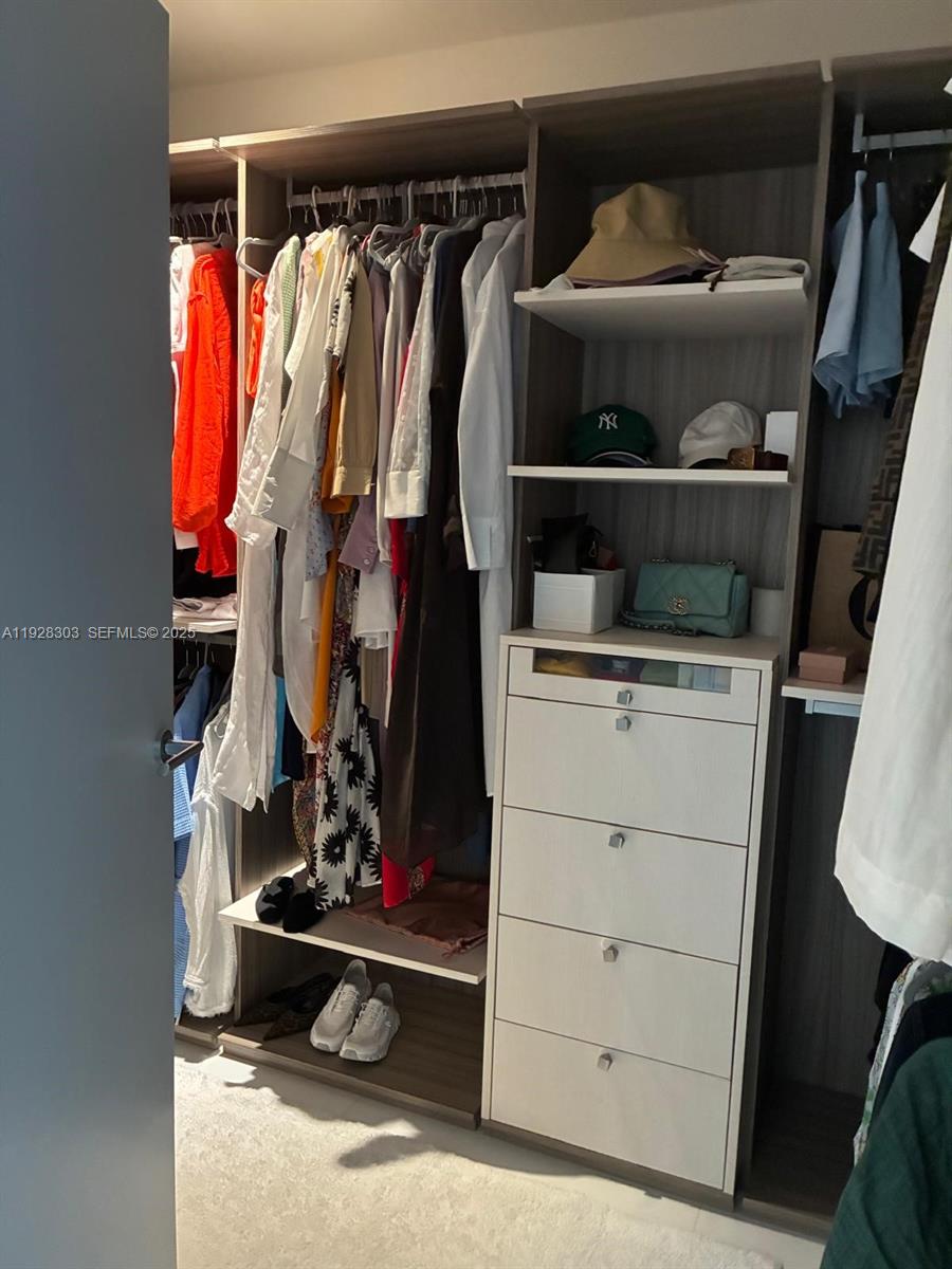 Condo for Sale in Sunny Isles Beach, FL