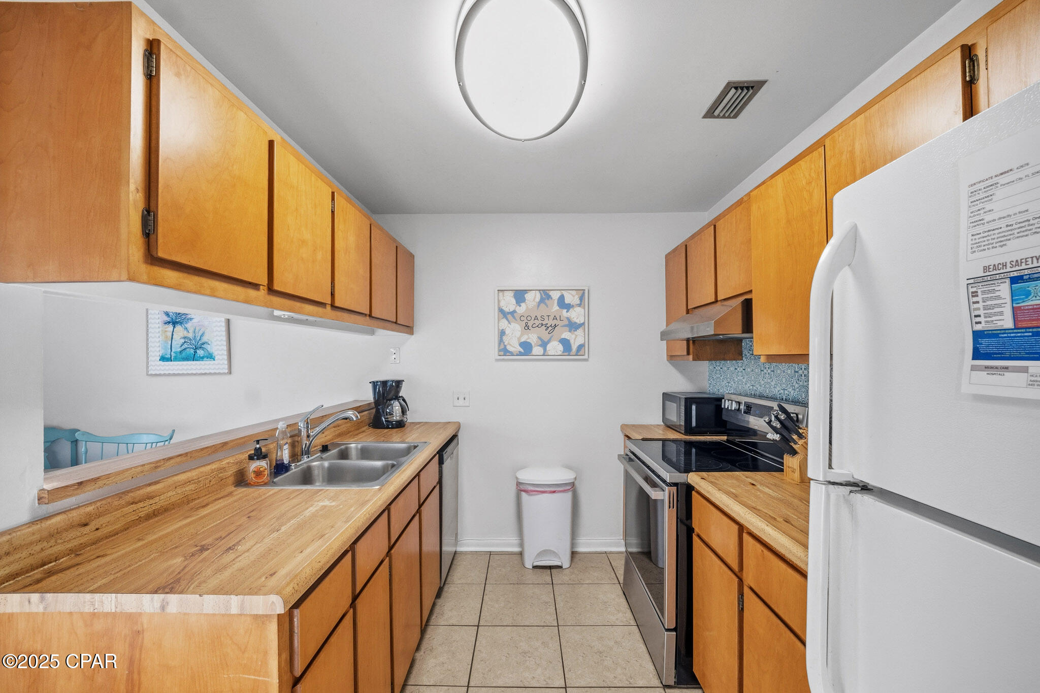 Image 3 For 8520 Lagoon Drive