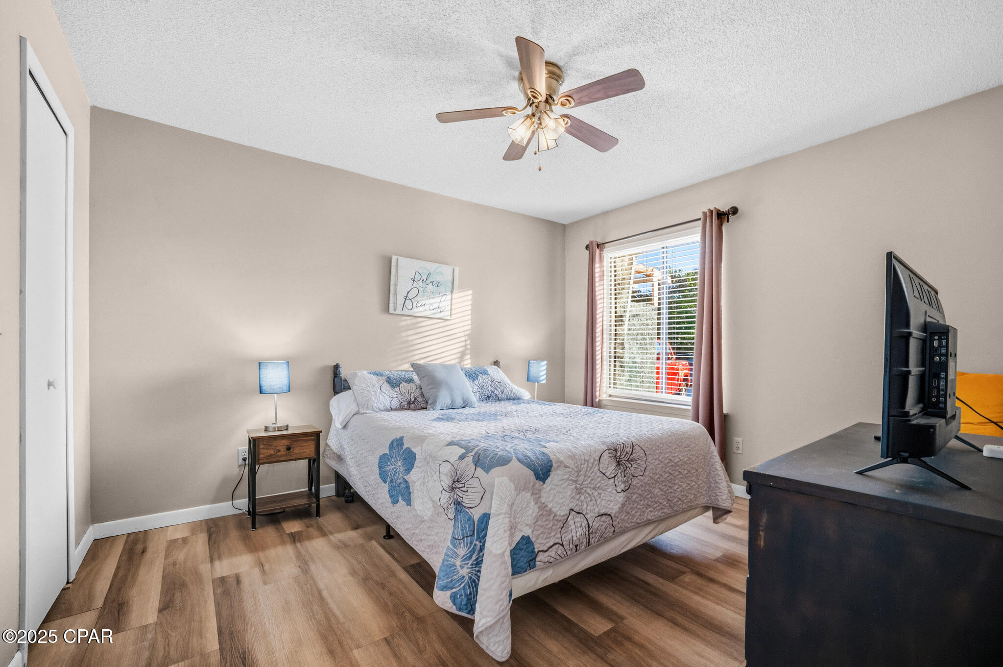 Image 7 For 8520 Lagoon Drive