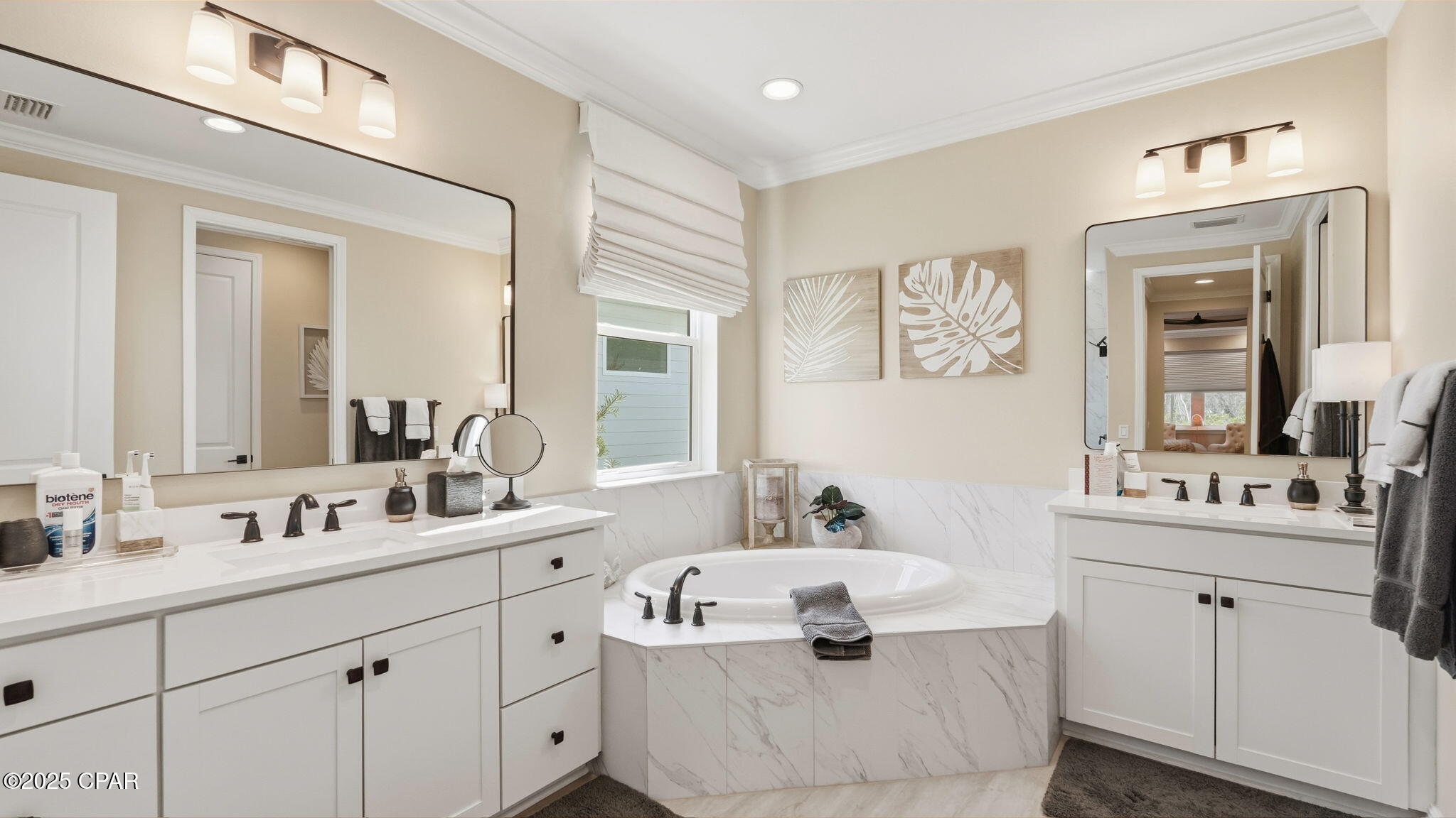 Image 25 For 8376 Landshark Boulevard