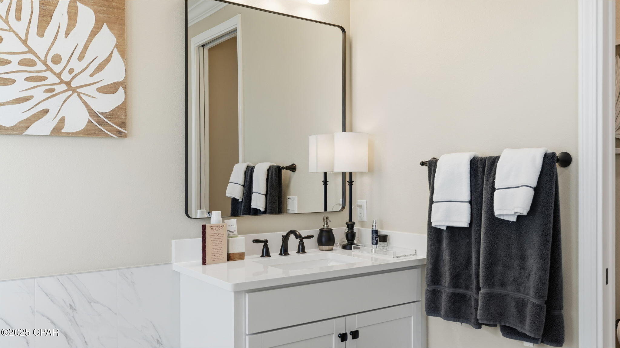 Image 28 For 8376 Landshark Boulevard