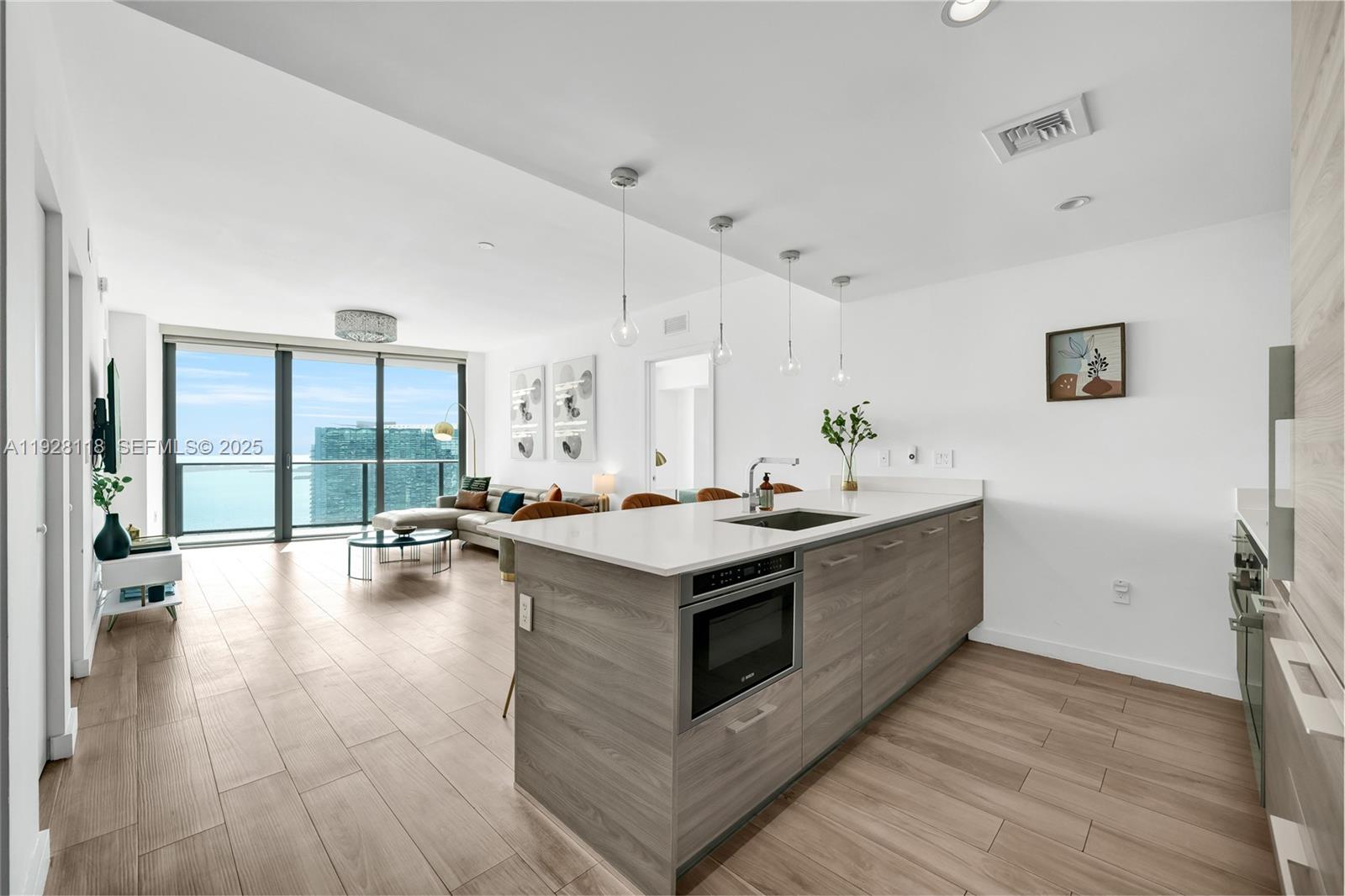 Condo for Rent in Miami, FL