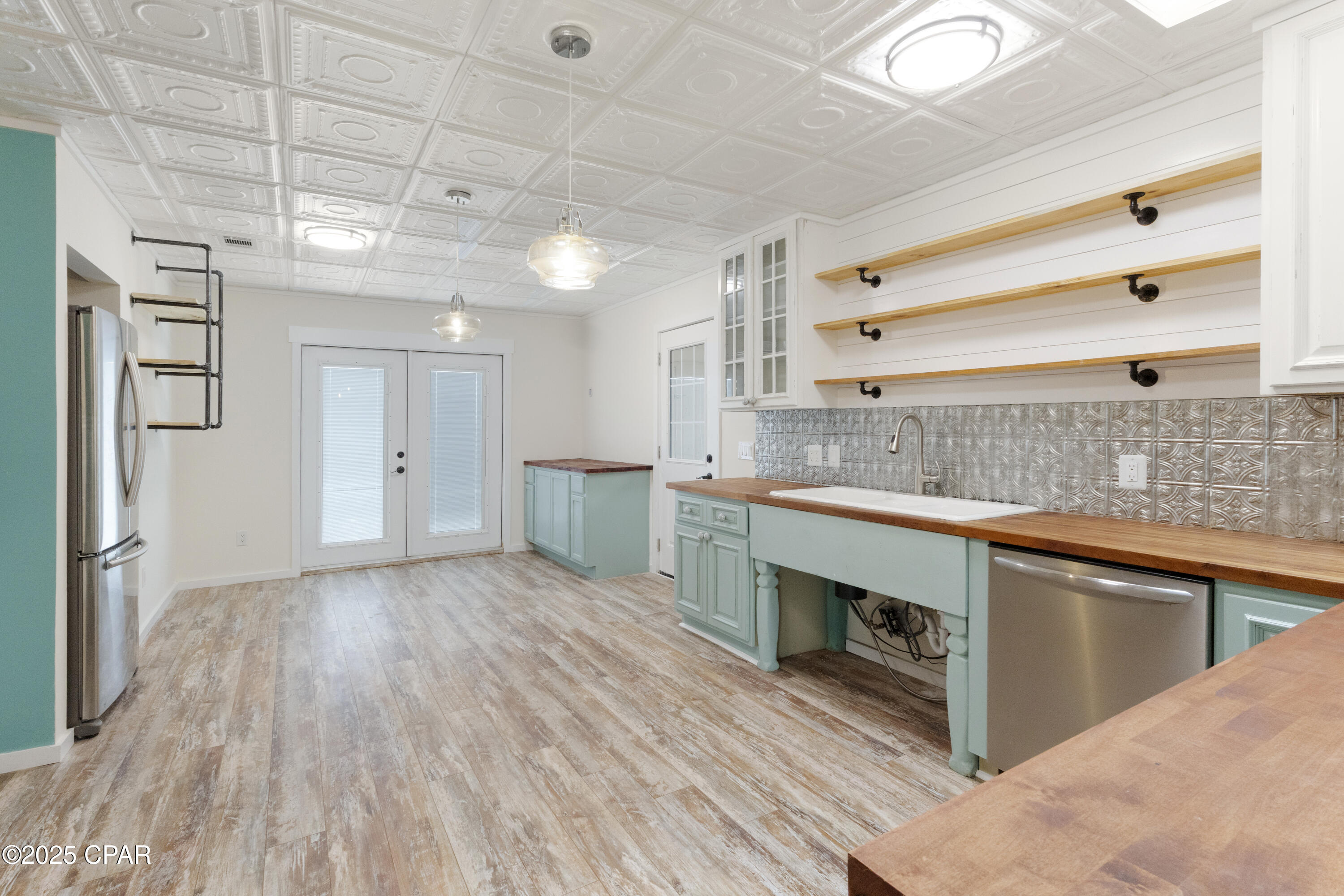 Image 6 For 7582 Yellow Bluff Road