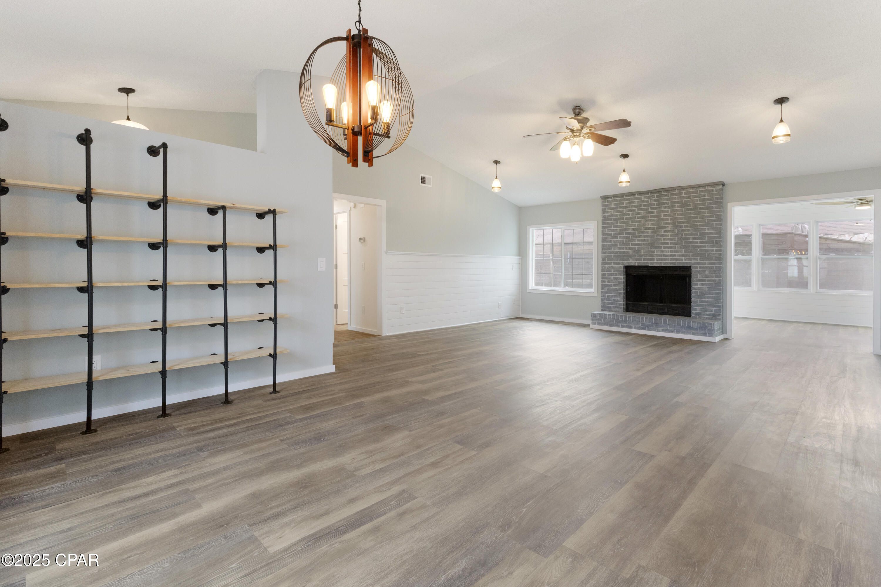 Image 9 For 7582 Yellow Bluff Road