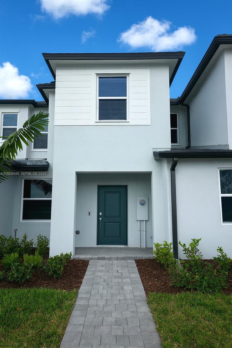 Don't miss the chance of renting this 2025 Newly Build Townhome. Be the first to live in it! This well distributed two-story townhome located in Del Mar by Lennar offers 3 Bedrooms, 2.5 Bathrooms and a fenced patio. Everything is New! Modern Tile and Carpet Floors, High Quality Cabinetry, Quartz Counter Tops, Stainless Steel Kitchen Appliances, Washer, Dryer, and Blinds throughout. Move in with only 2 months (first month and 1 security deposit).