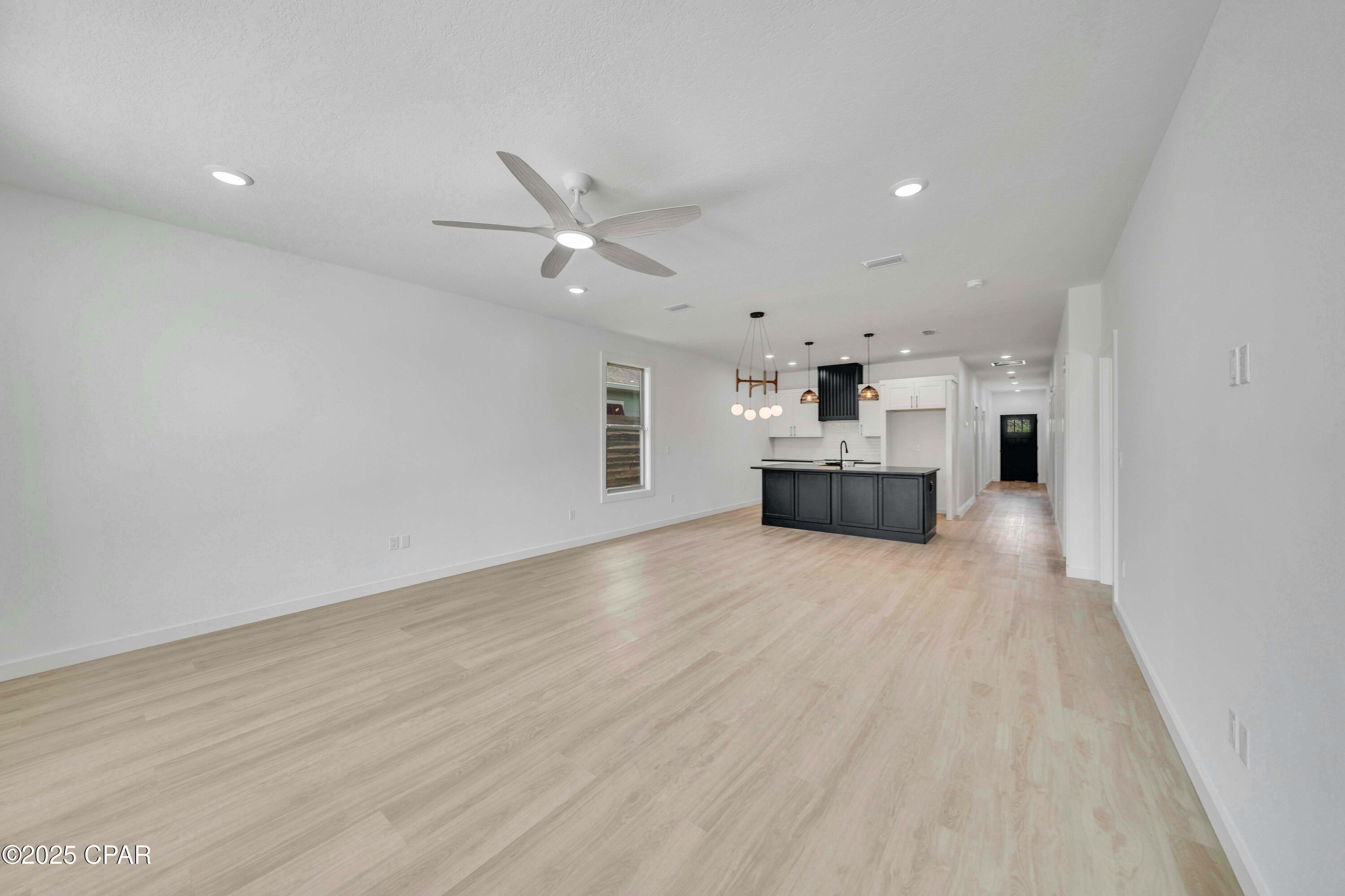 Image 10 For 20914 Lakeview Drive