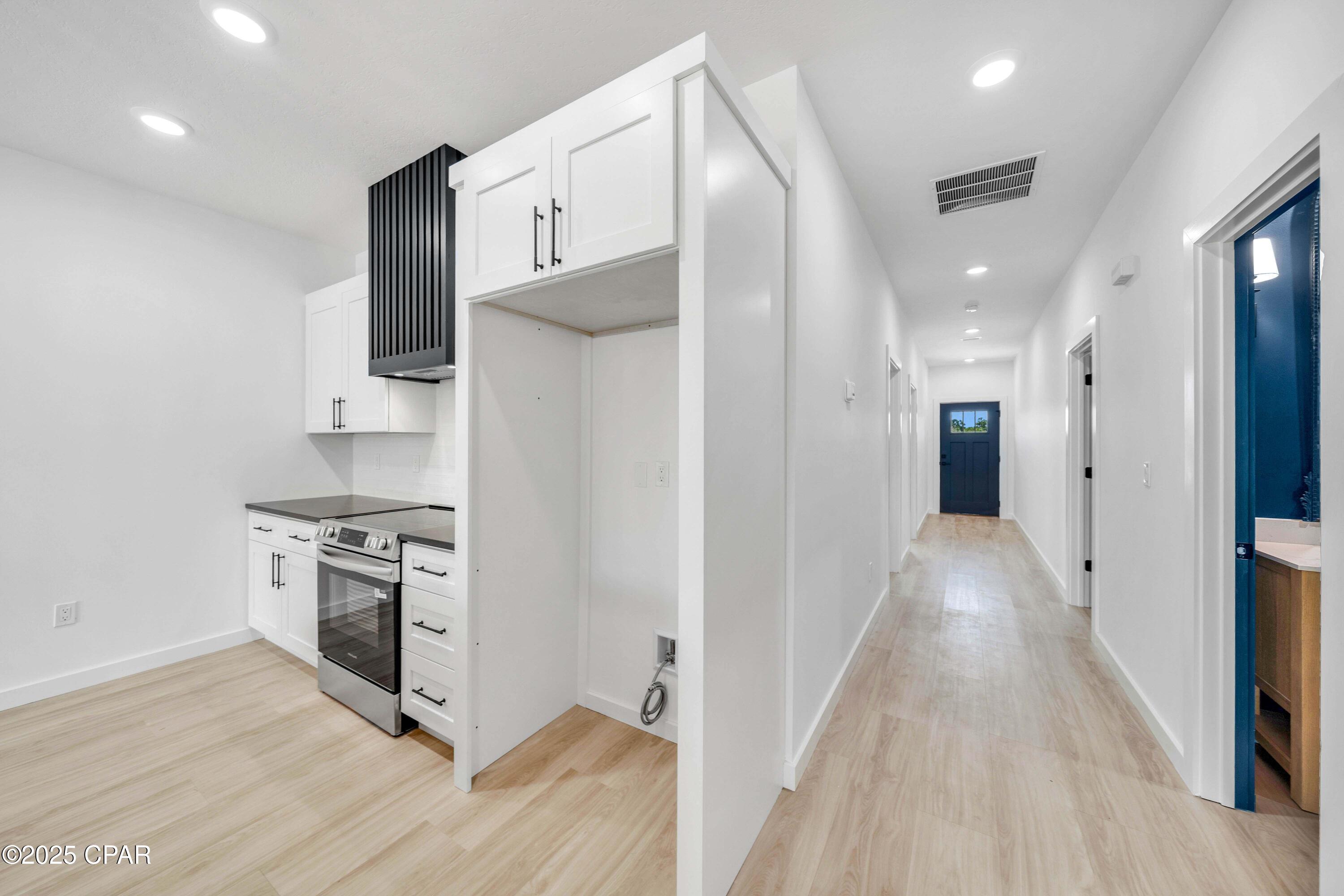 Image 13 For 20914 Lakeview Drive