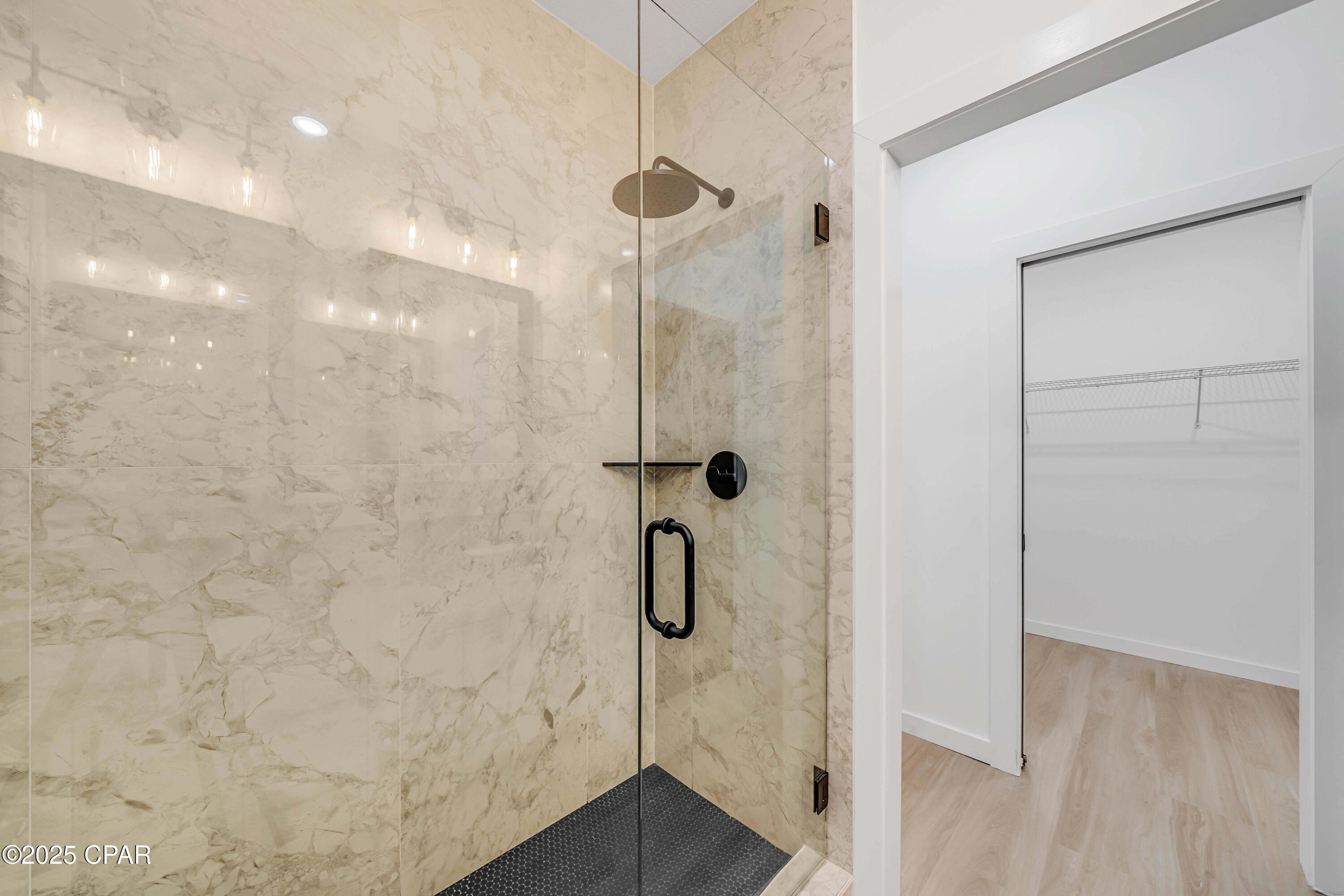 Image 17 For 20914 Lakeview Drive