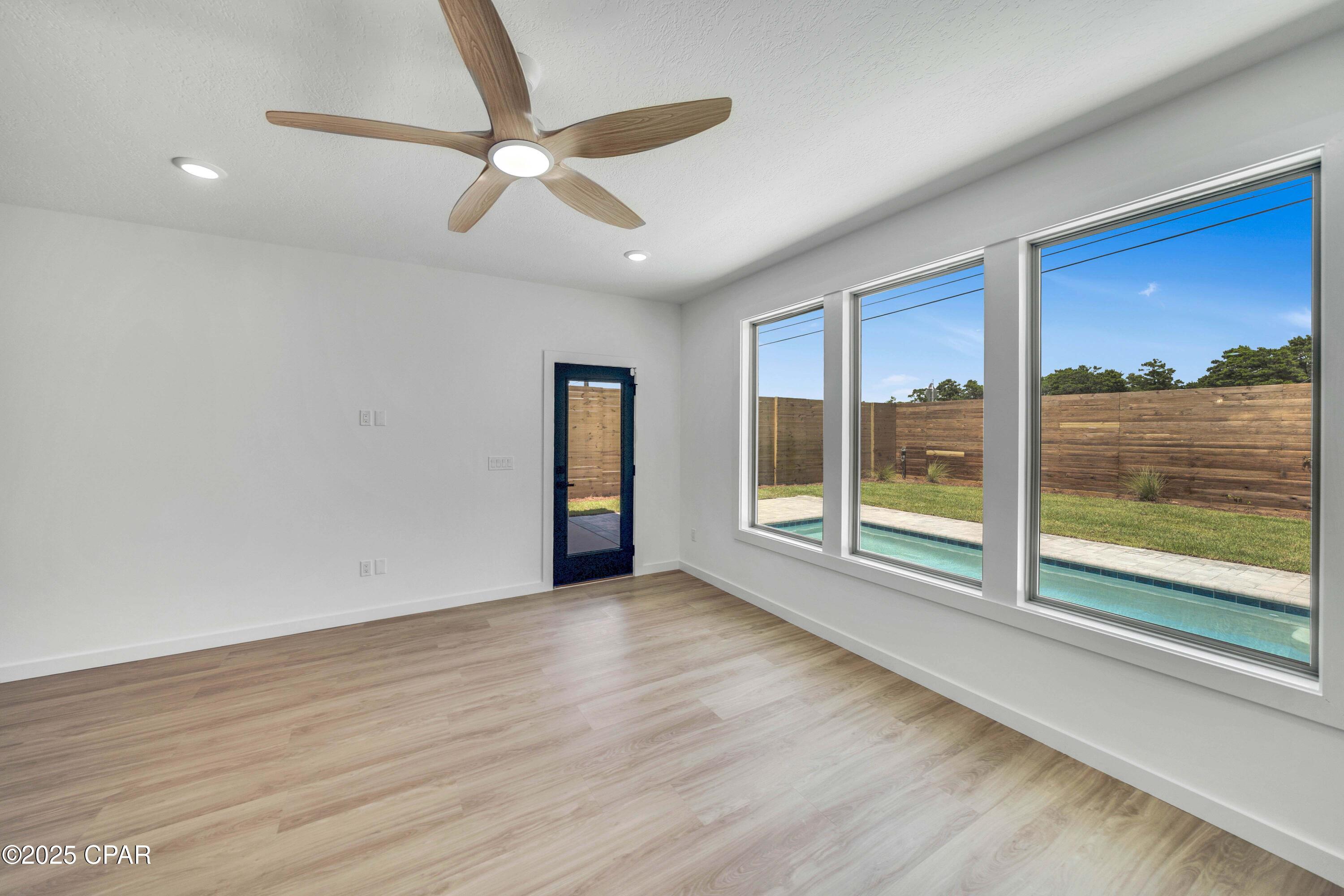 Image 19 For 20914 Lakeview Drive