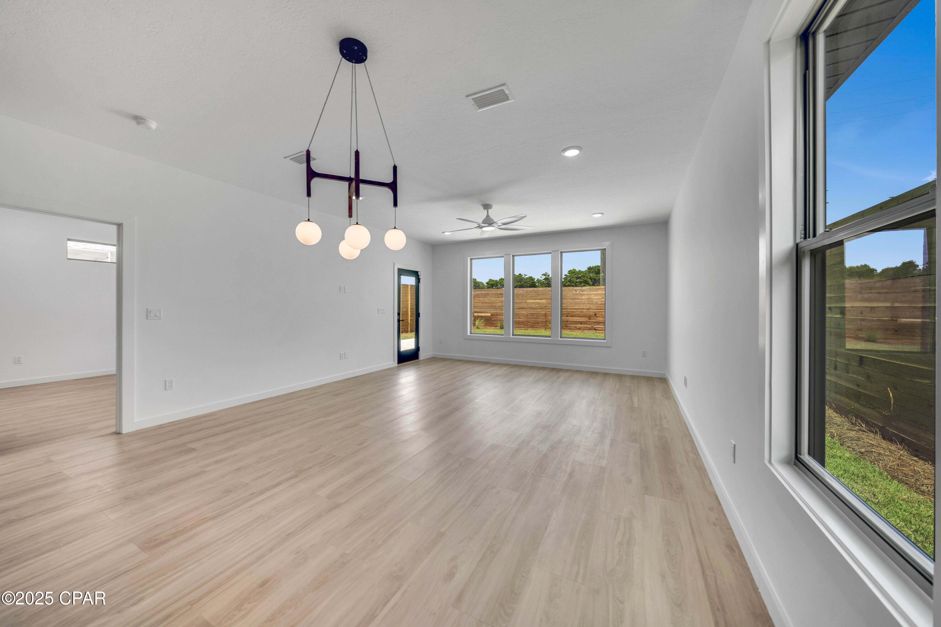 Image 20 For 20914 Lakeview Drive