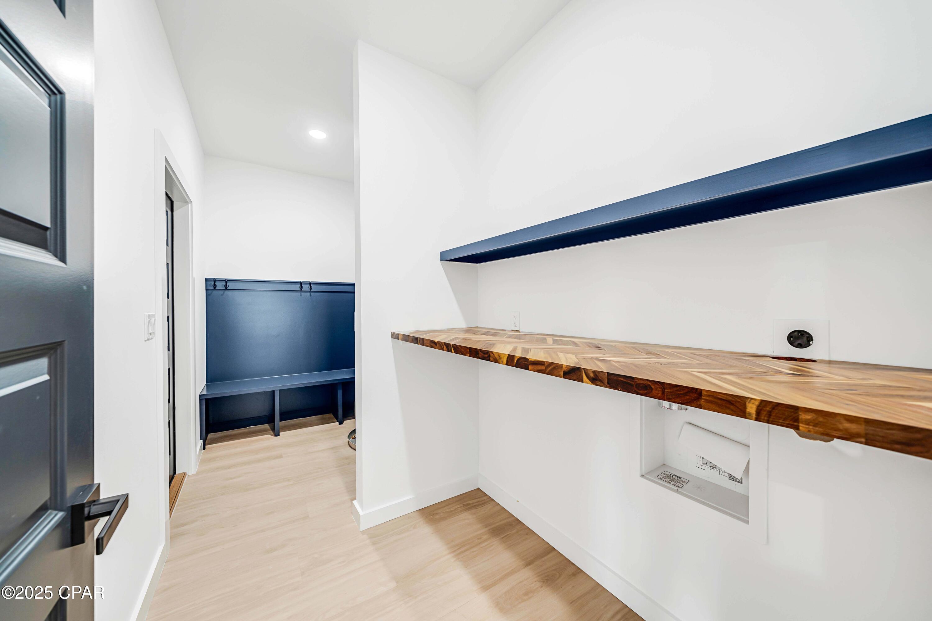 Image 21 For 20914 Lakeview Drive