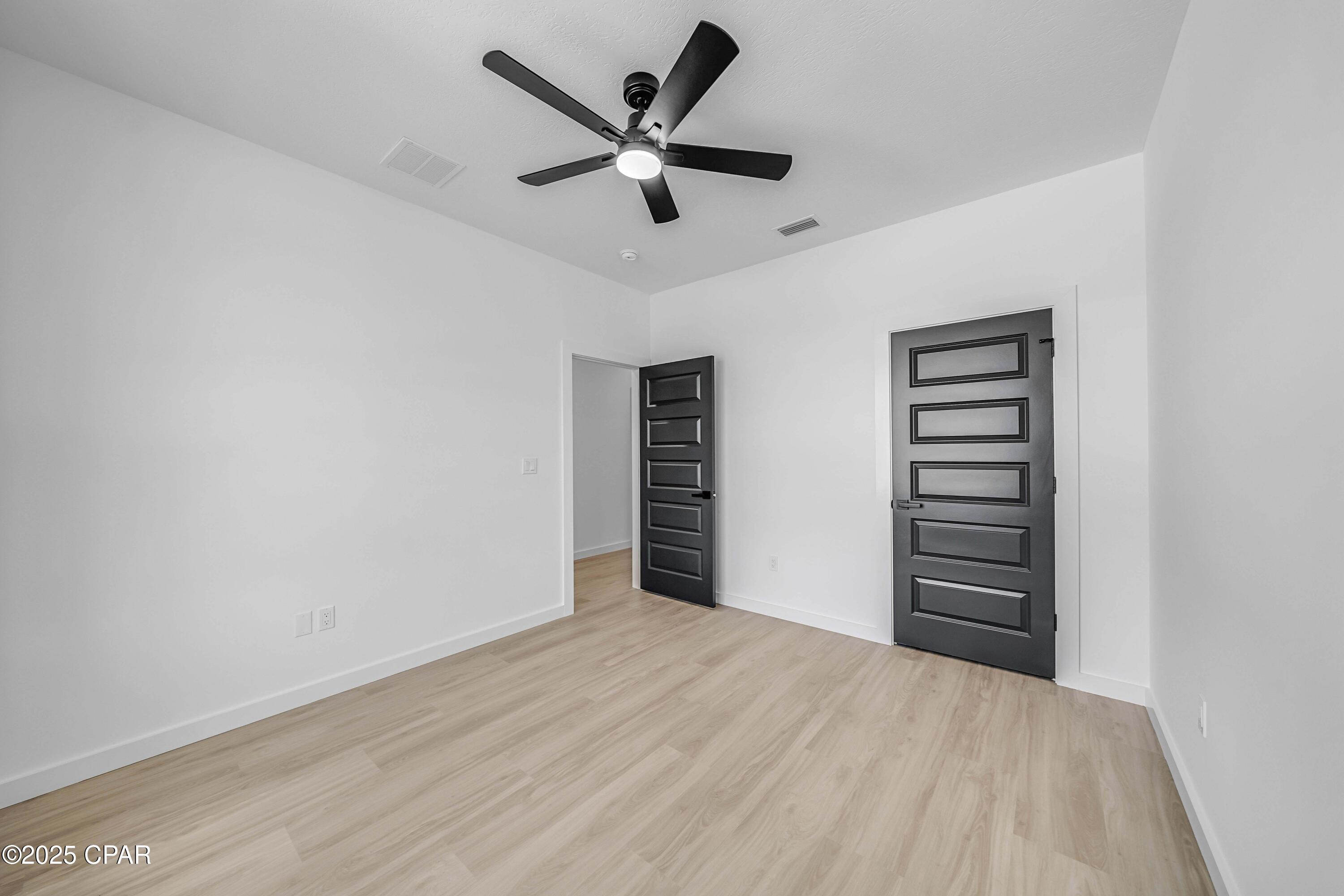 Image 36 For 20914 Lakeview Drive