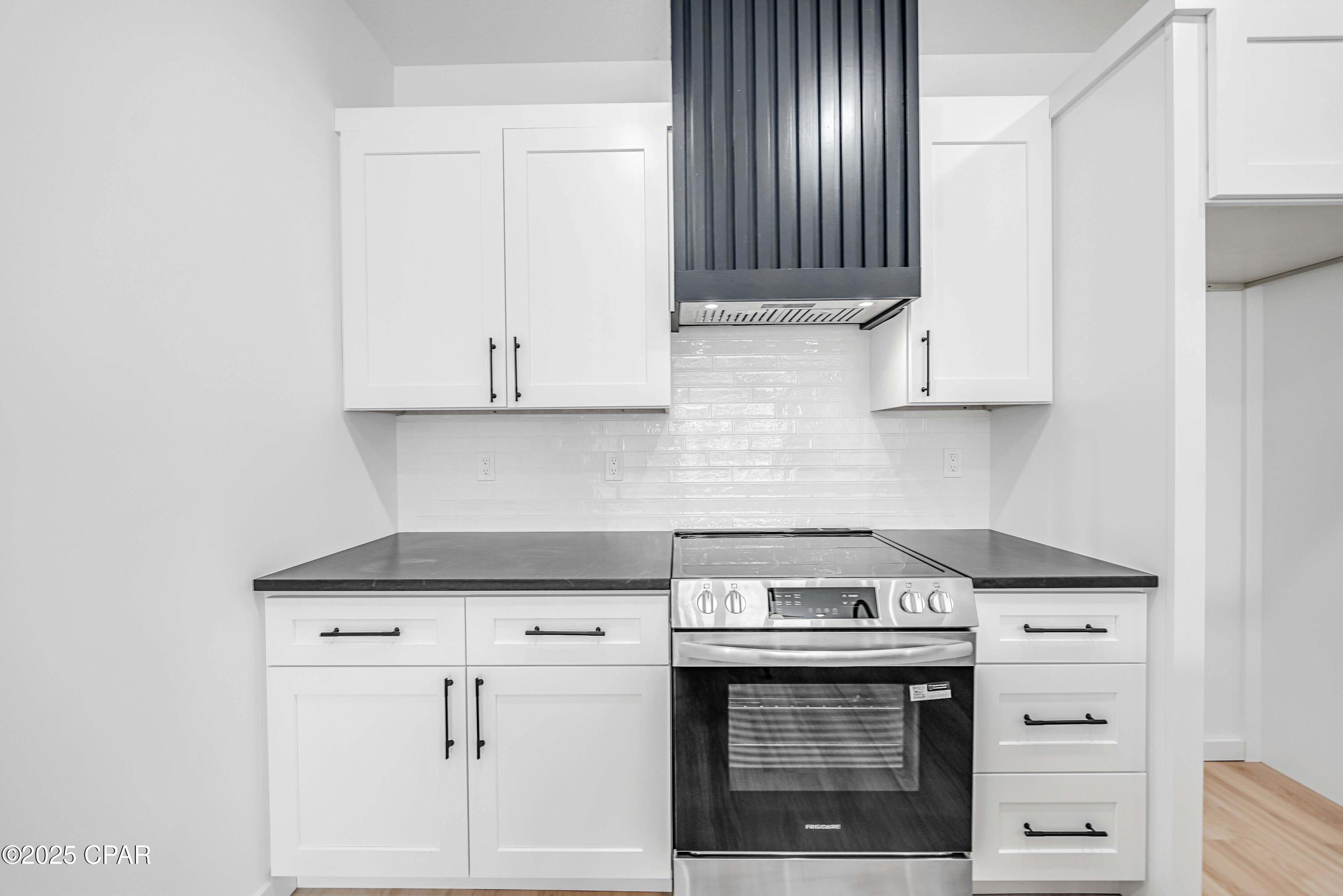 Image 9 For 20914 Lakeview Drive