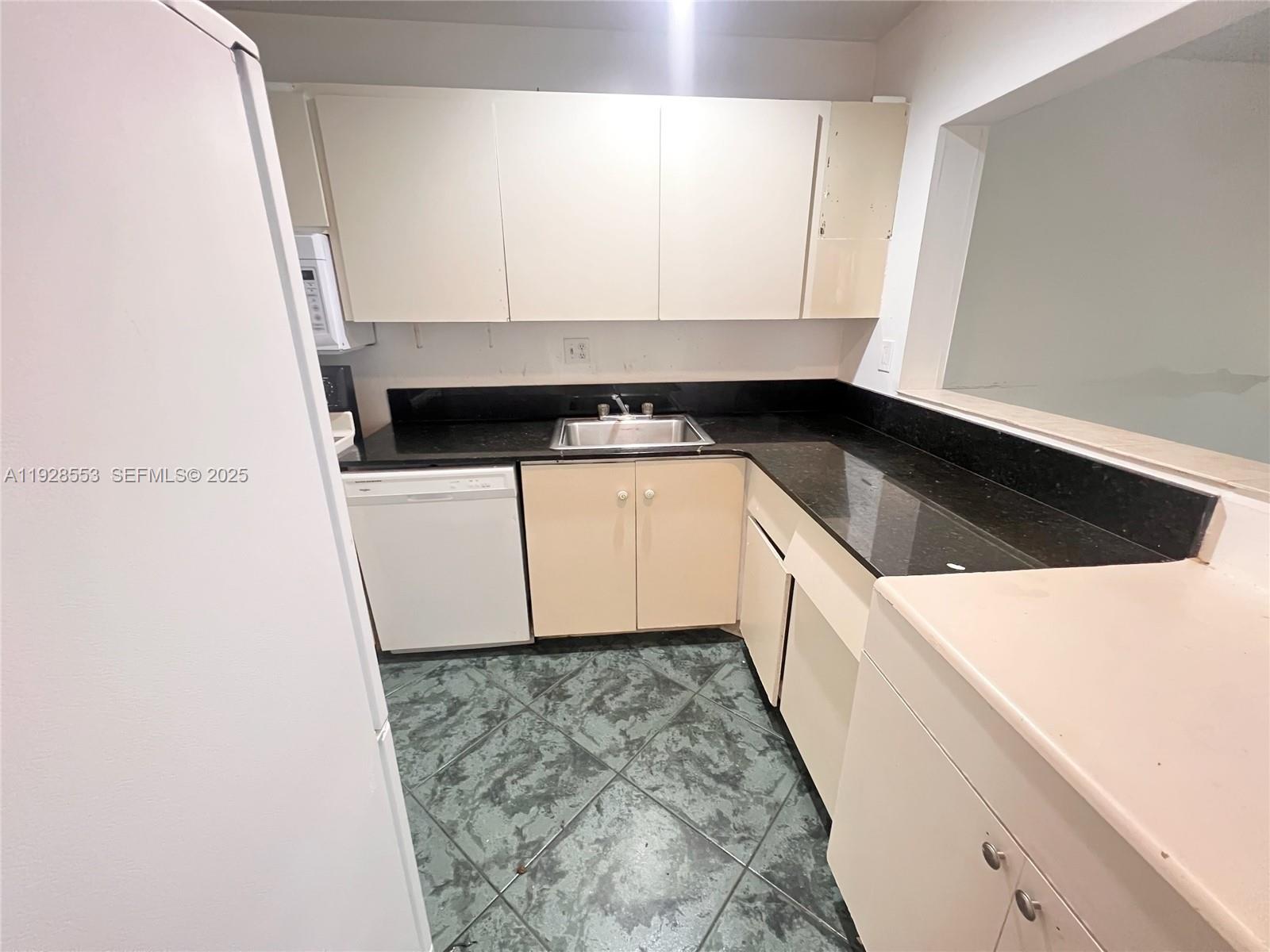 Versailles Gardens Condo