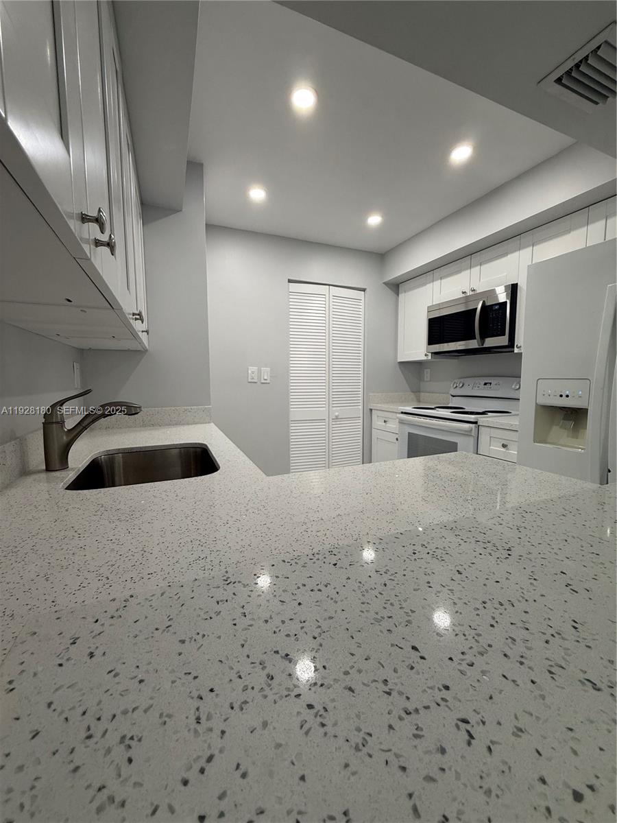 International Park Condo