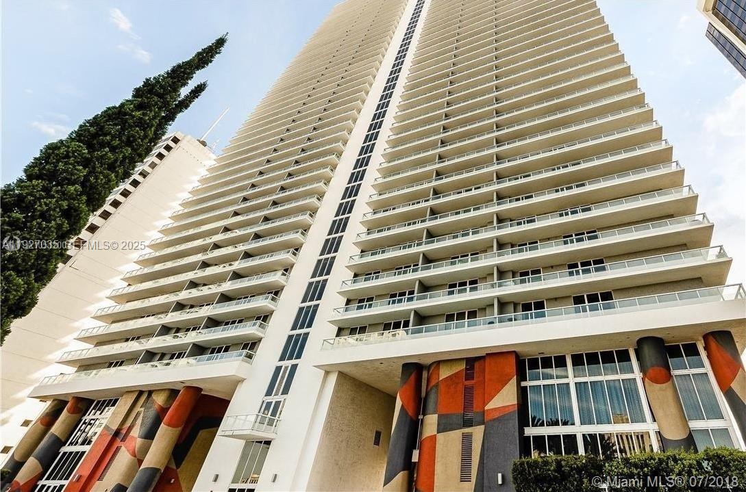 50 Biscayne Condo