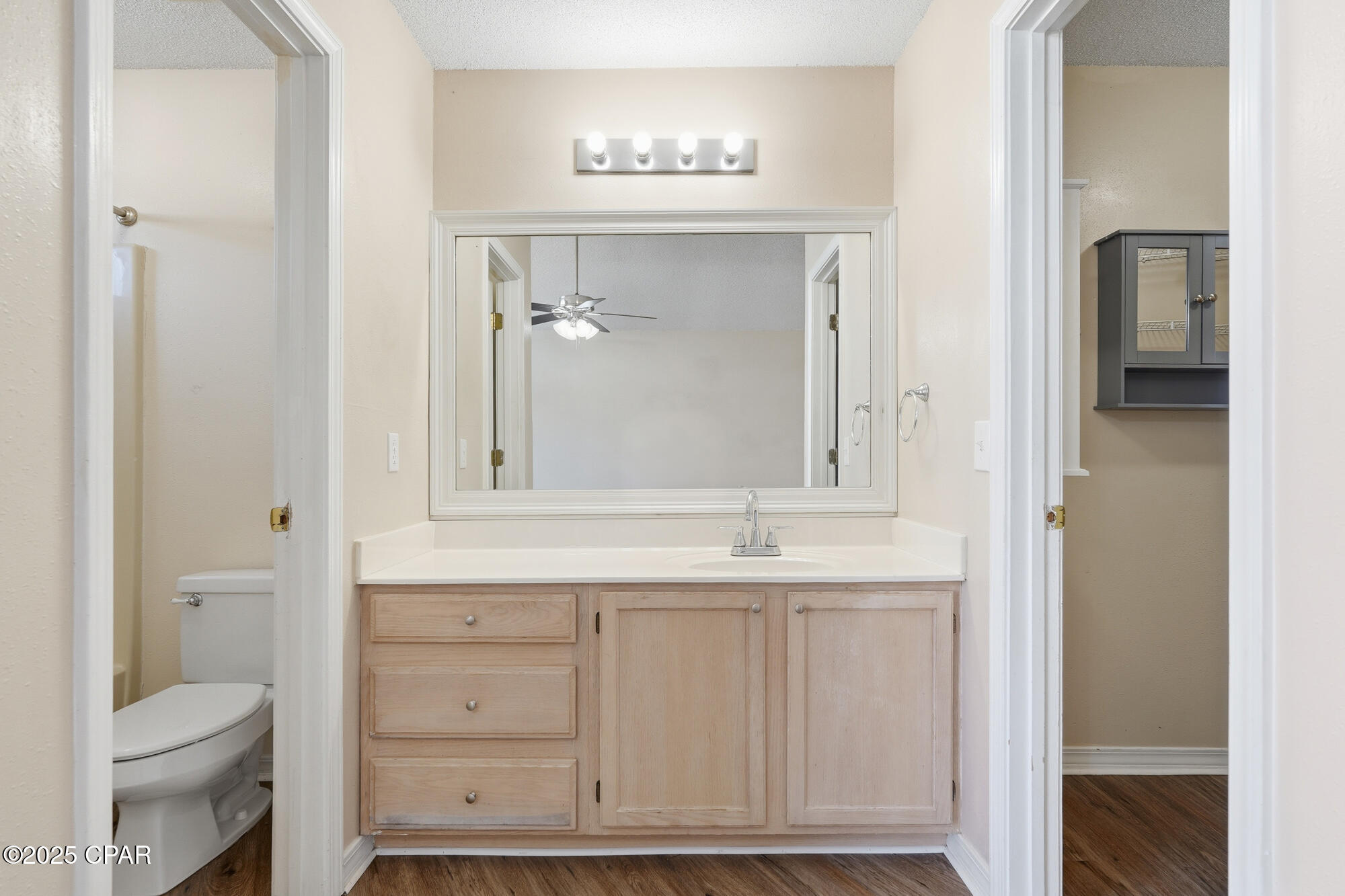 Image 22 For 7242 Grimms Landing