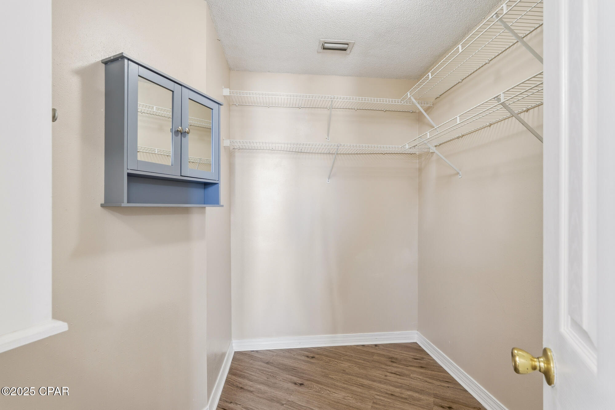 Image 23 For 7242 Grimms Landing