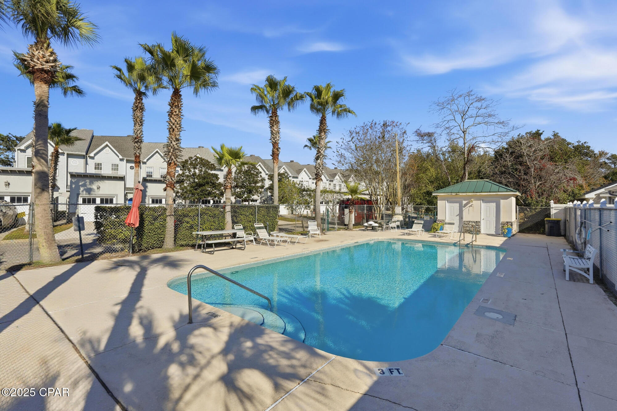 Listing photo id 31 for 7242 Grimms Landing