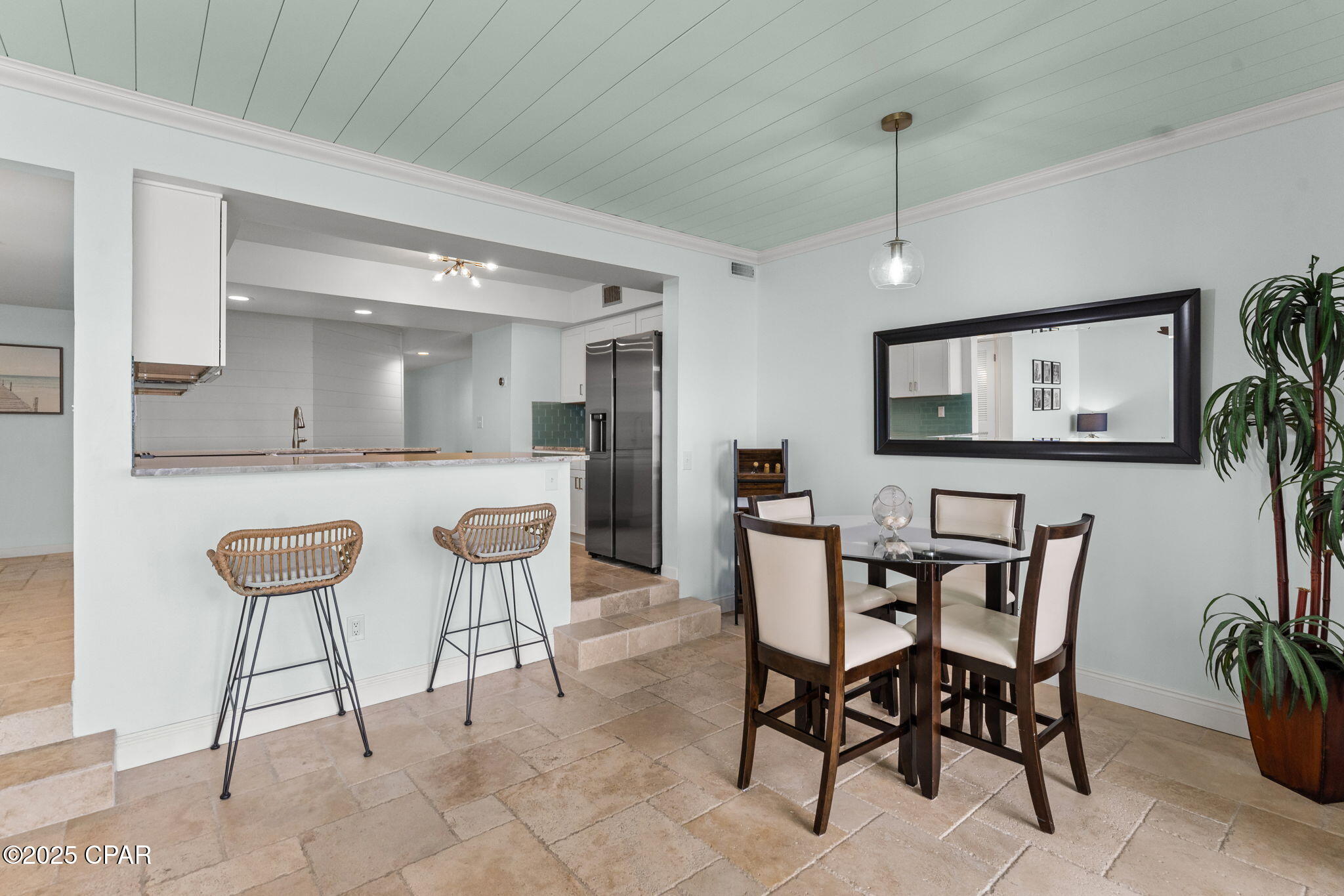 Image 11 For 425 Bayshore Drive 15