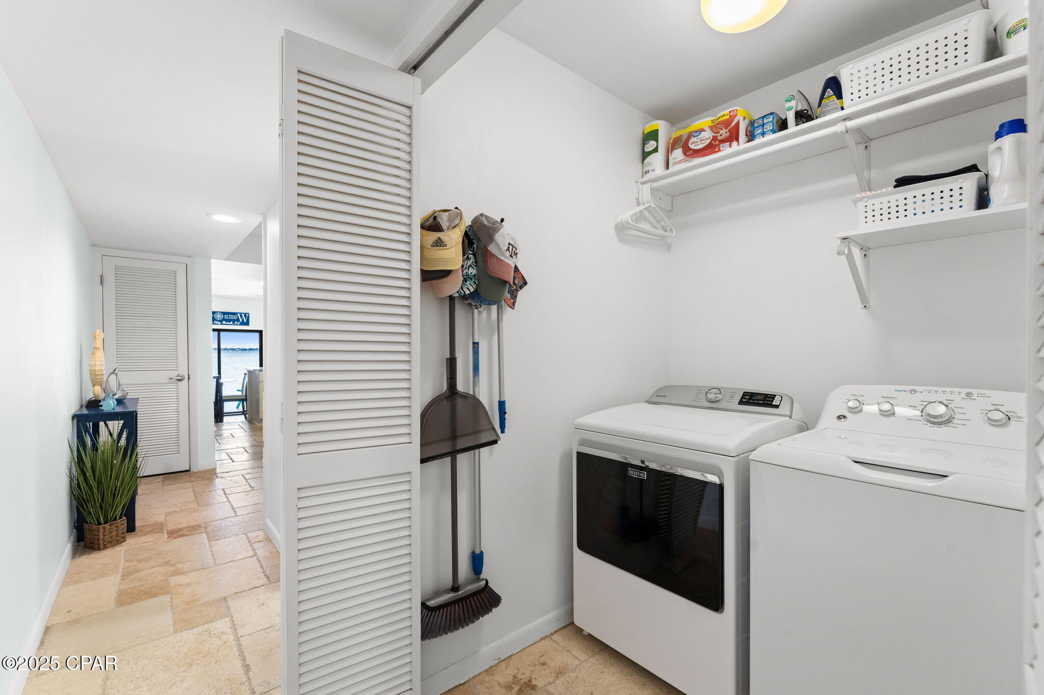 Image 18 For 425 Bayshore Drive 15